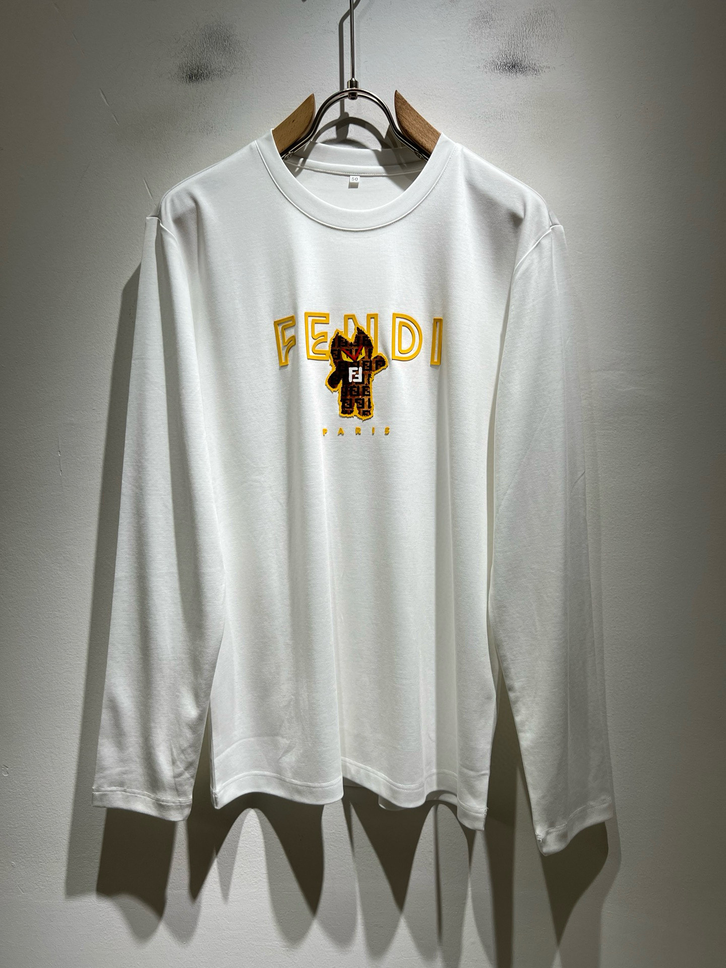 FEN*I 芬*迪2026春夏新款FD家族FF男女同款👫打底衫，男女同款👫百搭极简短袖。意大利原厂订单，