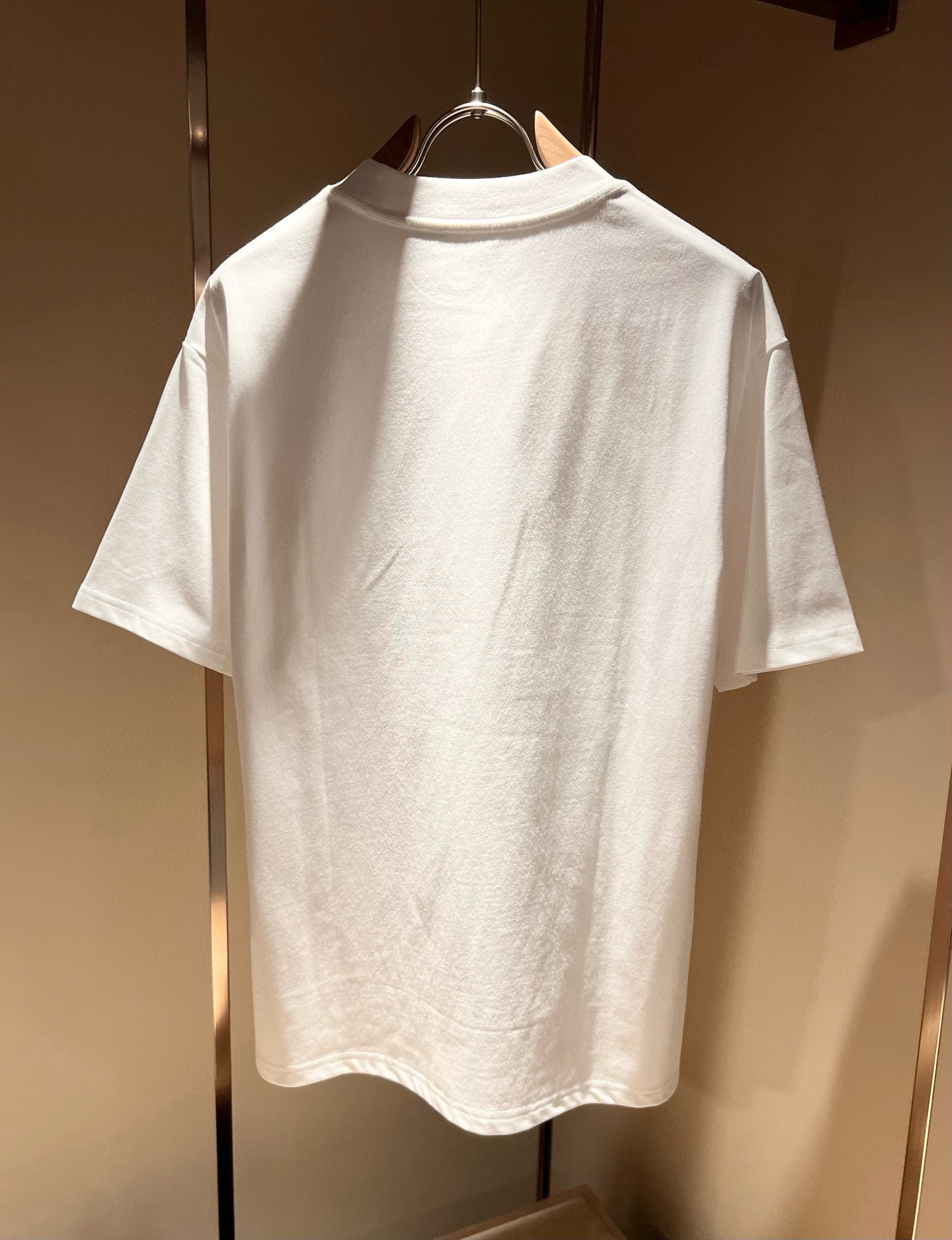 Gucc*古家 2026春夏新款男女同情侣款👫休闲宽松棉质圆领短袖T恤衫！贸易公司渠道稀出，同步官网发售