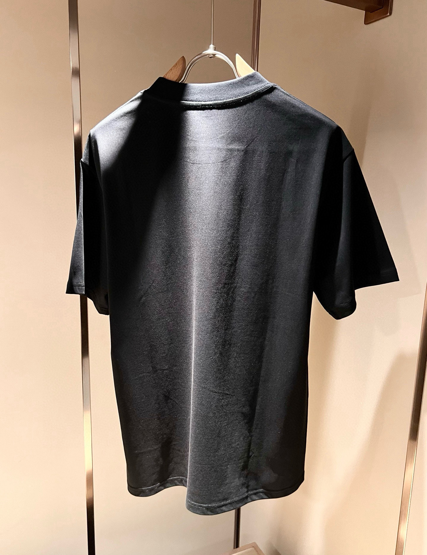 Gucc*古家 2026春夏新款男女同情侣款👫休闲宽松棉质圆领短袖T恤衫！贸易公司渠道稀出，同步官网发售