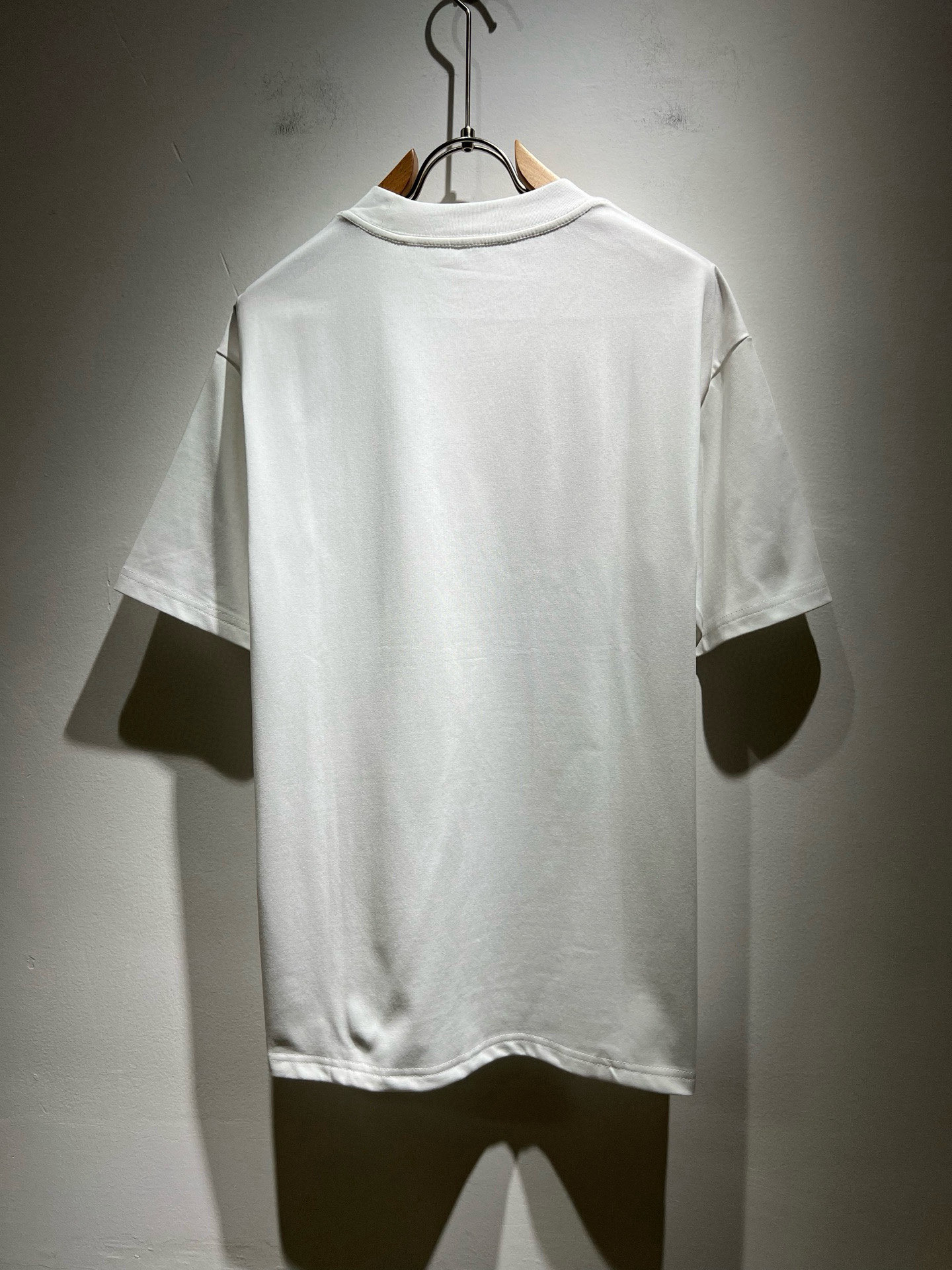 Gucc*古家 2026春夏新款男女同情侣款👫休闲宽松棉质圆领短袖T恤衫！贸易公司渠道稀出，同步官网发售