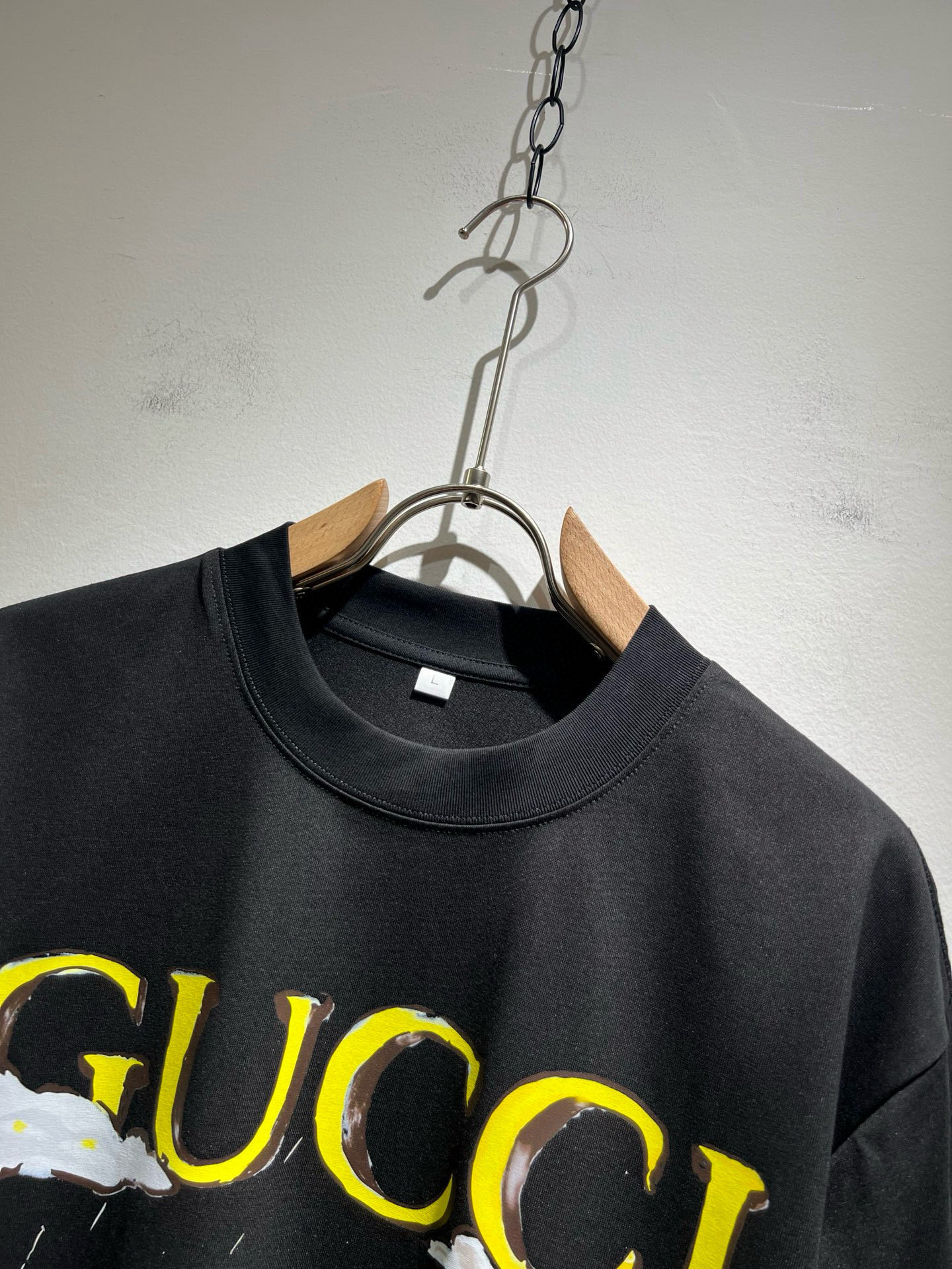 Gucc*古家 2026春夏新款男女同情侣款👫休闲宽松棉质圆领短袖T恤衫！贸易公司渠道稀出，同步官网发售