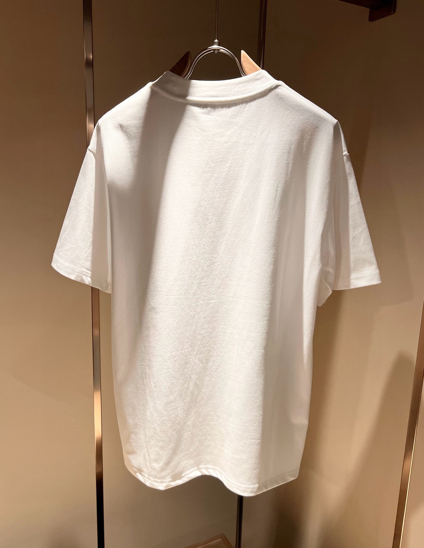 Gucc*古家 2026春夏新款男女同情侣款👫休闲宽松棉质圆领短袖T恤衫！贸易公司渠道稀出，同步官网发售