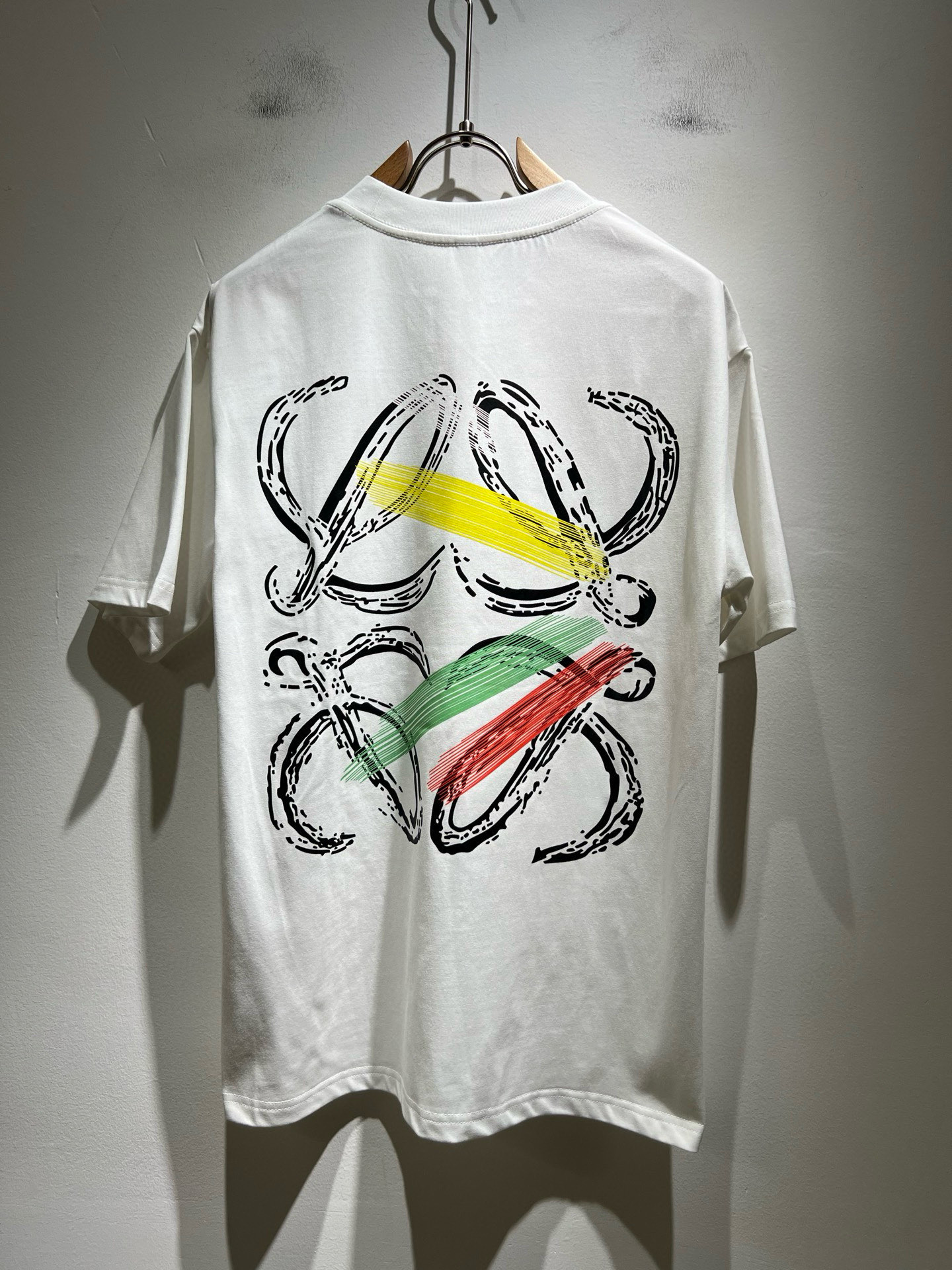 LOE*WE罗*威 2026春夏新款男女同款👫短袖T恤，意大利原厂订单渠道，极具个性高级风，标志logo