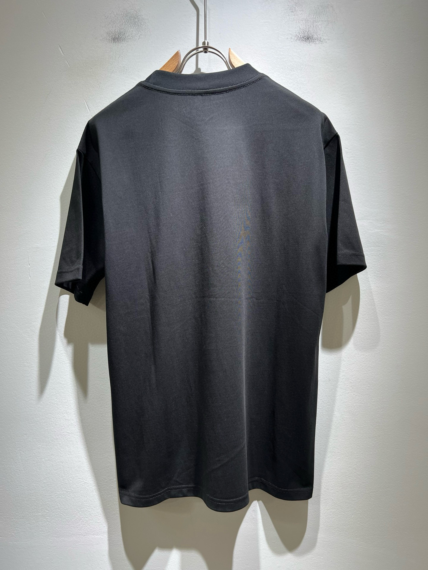 BURBER*Y巴*莉2026春夏新品男女同款👫短袖T恤，重磅来袭，最近比较火热的环保纯棉面料制作而成，