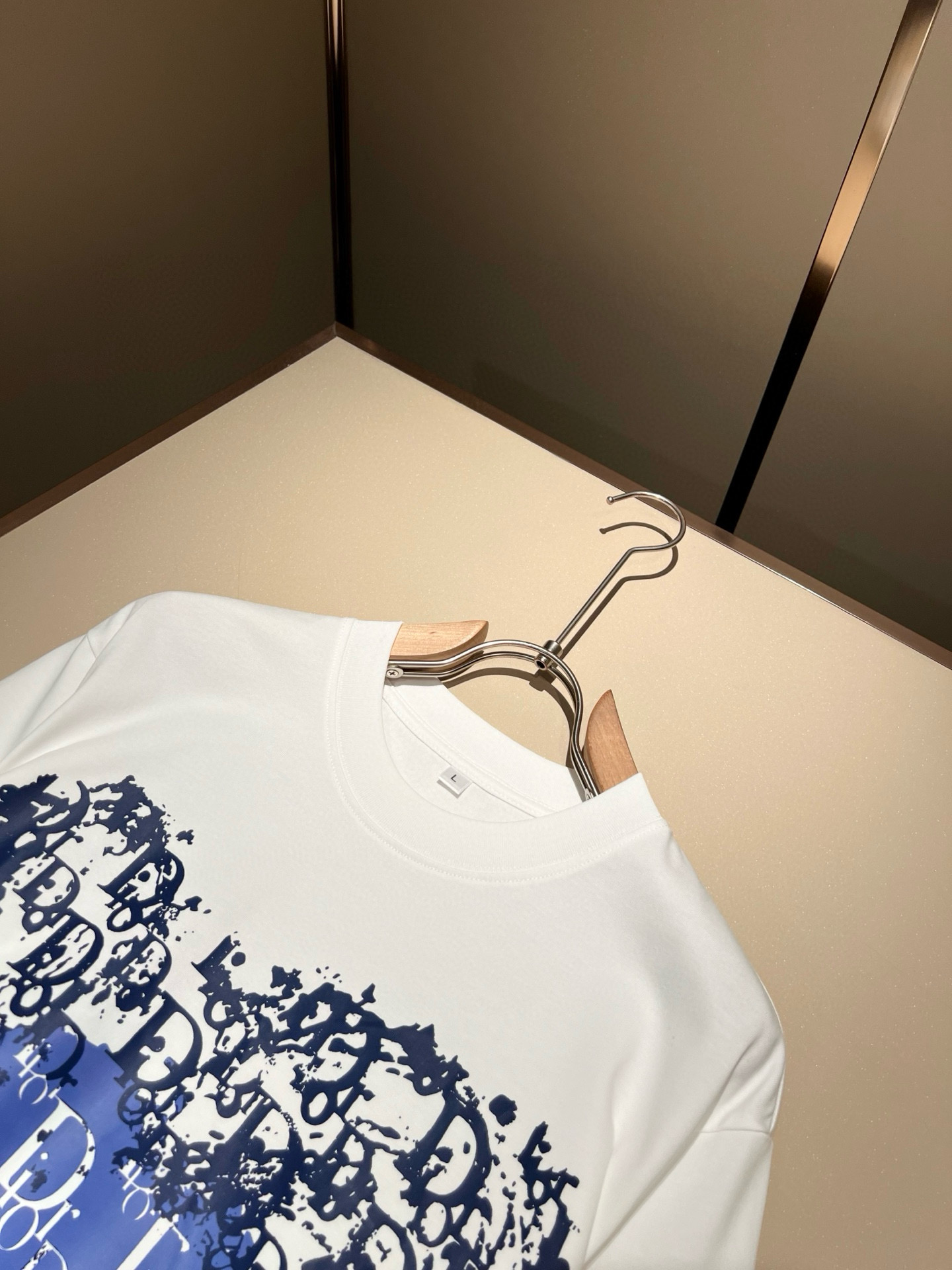 Dio*迪家 2026春夏新款男女同款👫短袖T恤，专柜同步发售！定制专属260克纯棉面料，定制原版工艺螺