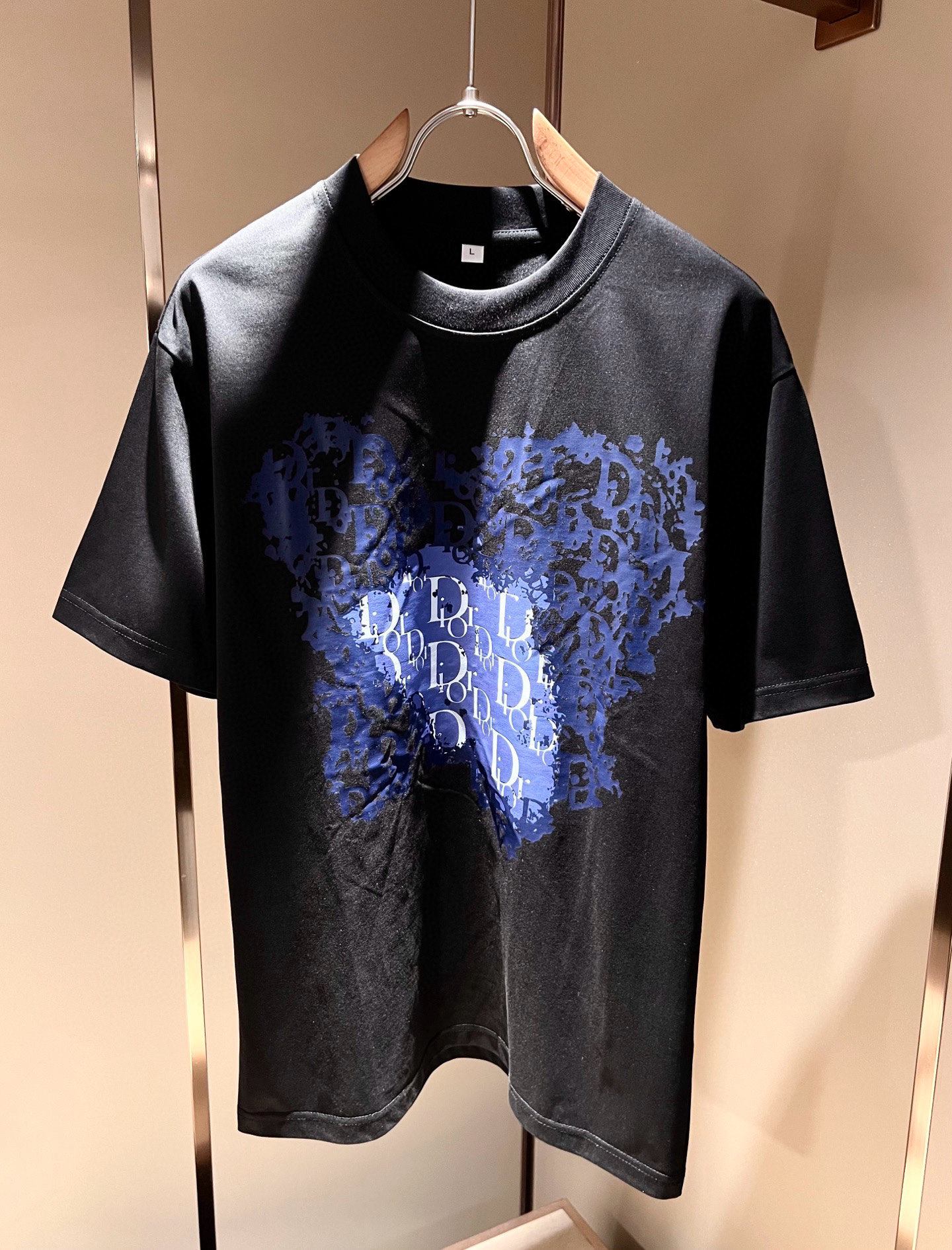 Dio*迪家 2026春夏新款男女同款👫短袖T恤，专柜同步发售！定制专属260克纯棉面料，定制原版工艺螺