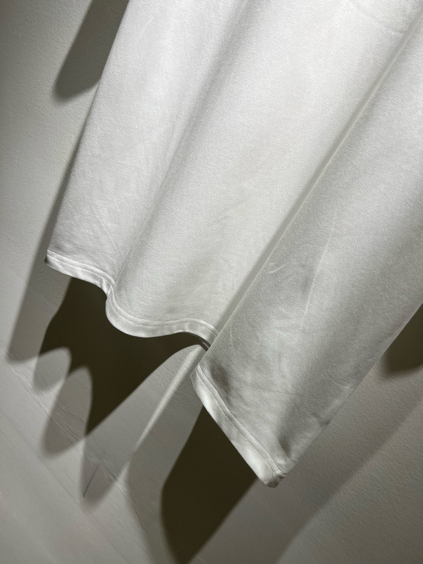 Dio*迪家 2026春夏新款男女同款👫短袖T恤，专柜同步发售！定制专属260克纯棉面料，定制原版工艺螺