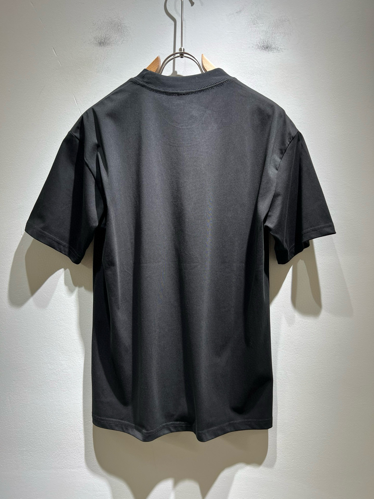 Dio*迪家 2026春夏新款男女同款👫短袖T恤，专柜同步发售！定制专属260克纯棉面料，定制原版工艺螺