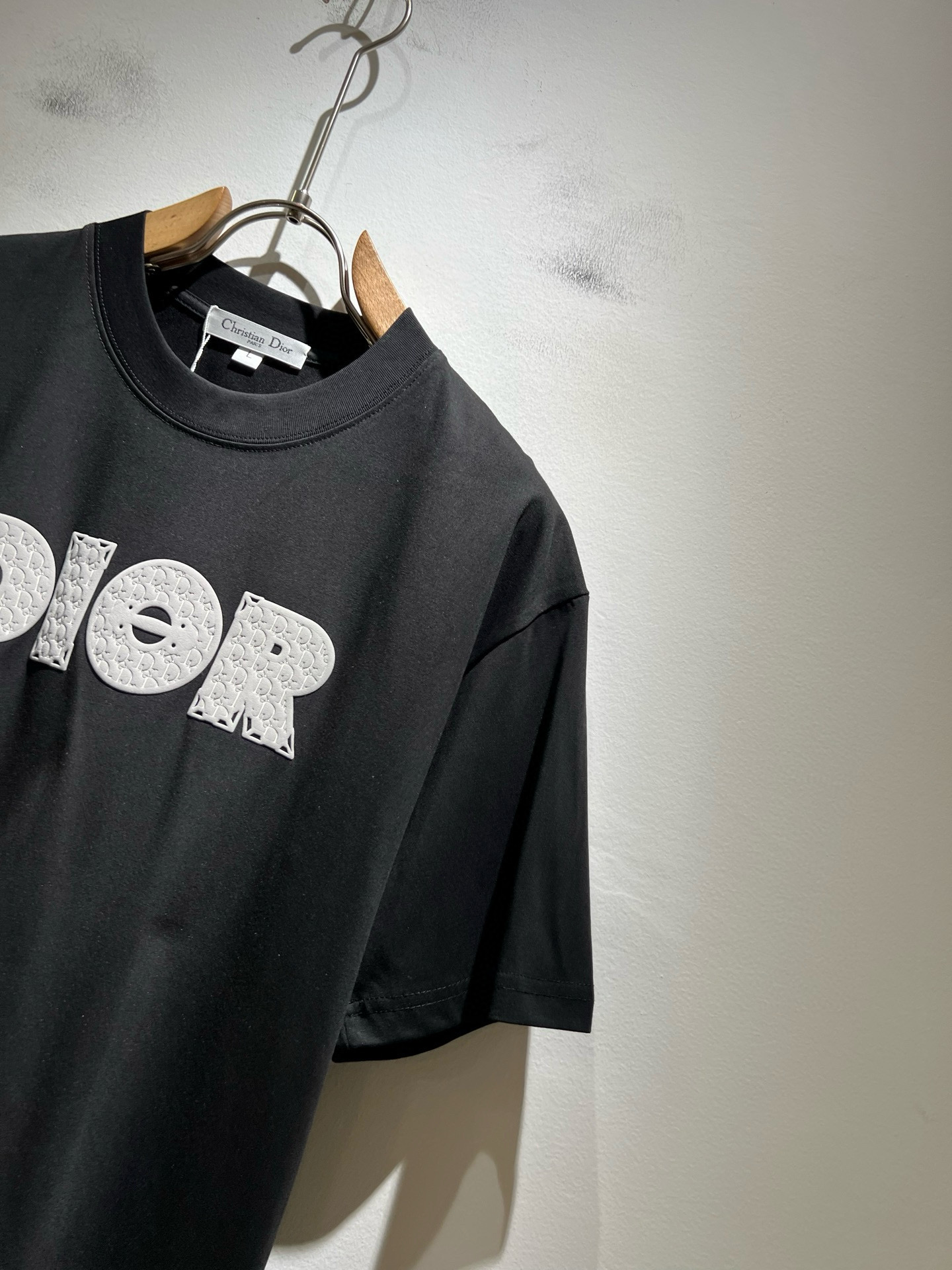 Dio*迪家 2026春夏新款男女同款👫短袖T恤，专柜同步发售！定制专属260克纯棉面料，定制原版工艺螺