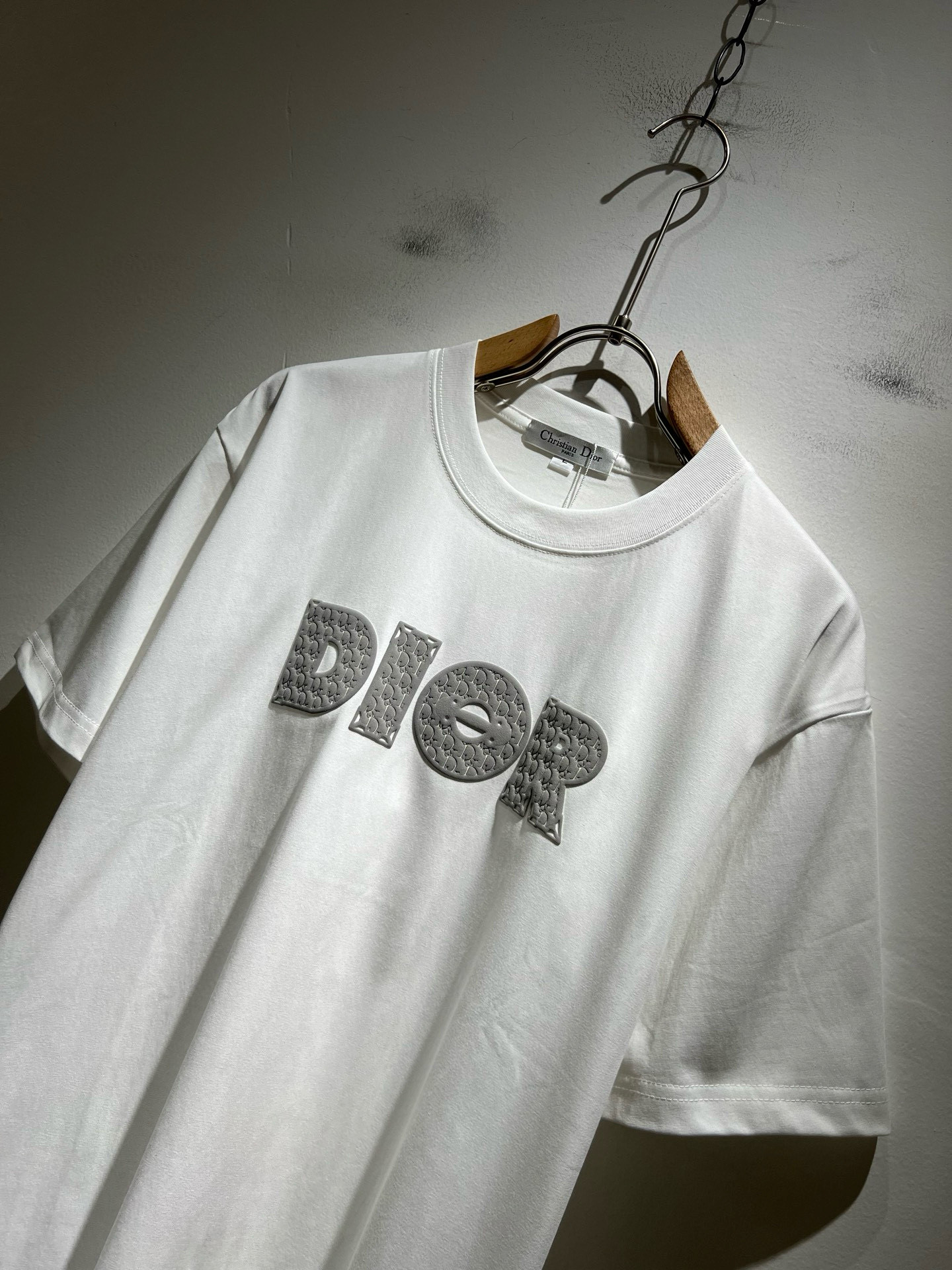 Dio*迪家 2026春夏新款男女同款👫短袖T恤，专柜同步发售！定制专属260克纯棉面料，定制原版工艺螺