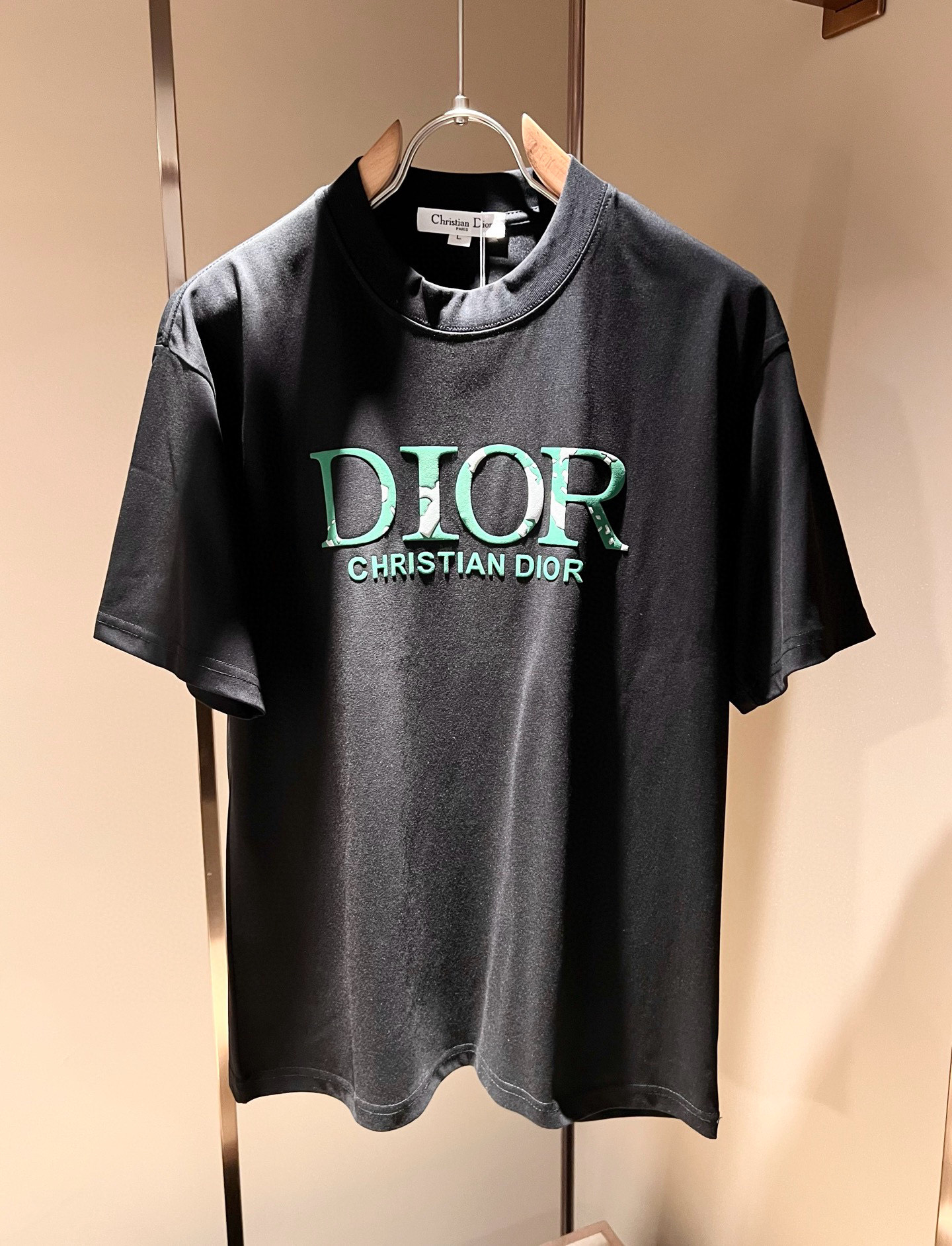 Dio*迪家 2026春夏新款男女同款👫短袖T恤，专柜同步发售！定制专属260克纯棉面料，定制原版工艺螺