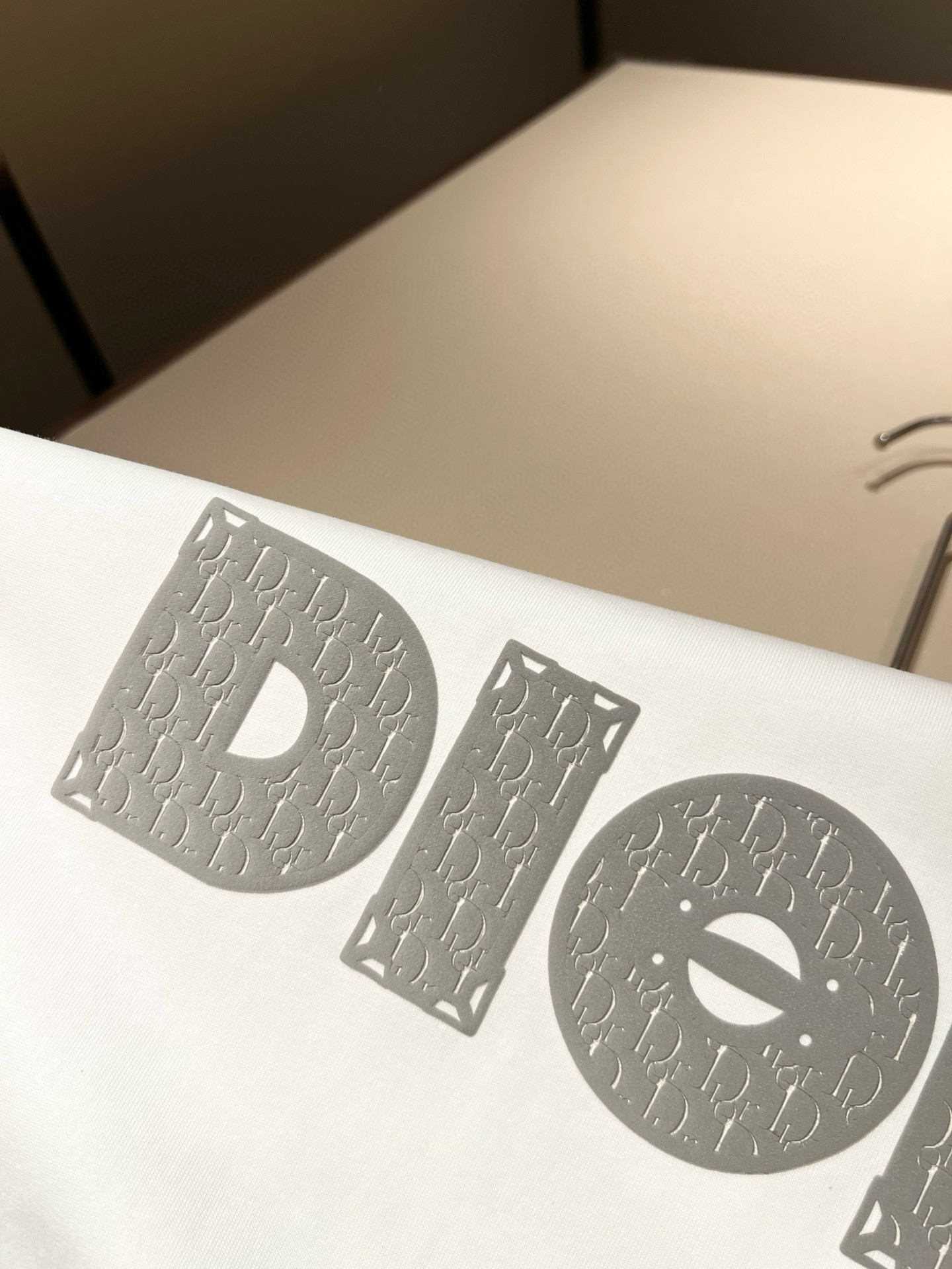 Dio*迪家 2026春夏新款男女同款👫短袖T恤，专柜同步发售！定制专属260克纯棉面料，定制原版工艺螺