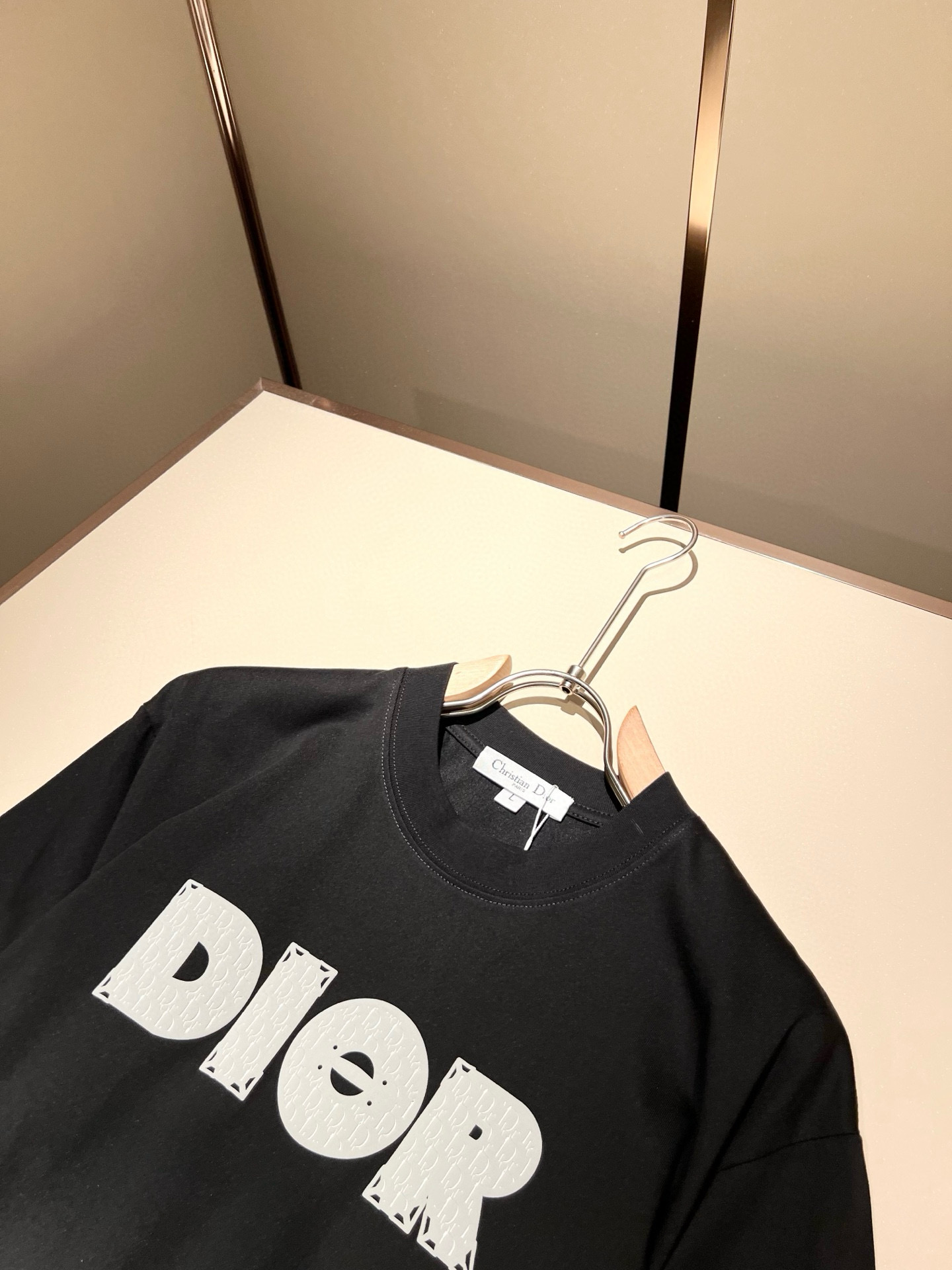 Dio*迪家 2026春夏新款男女同款👫短袖T恤，专柜同步发售！定制专属260克纯棉面料，定制原版工艺螺