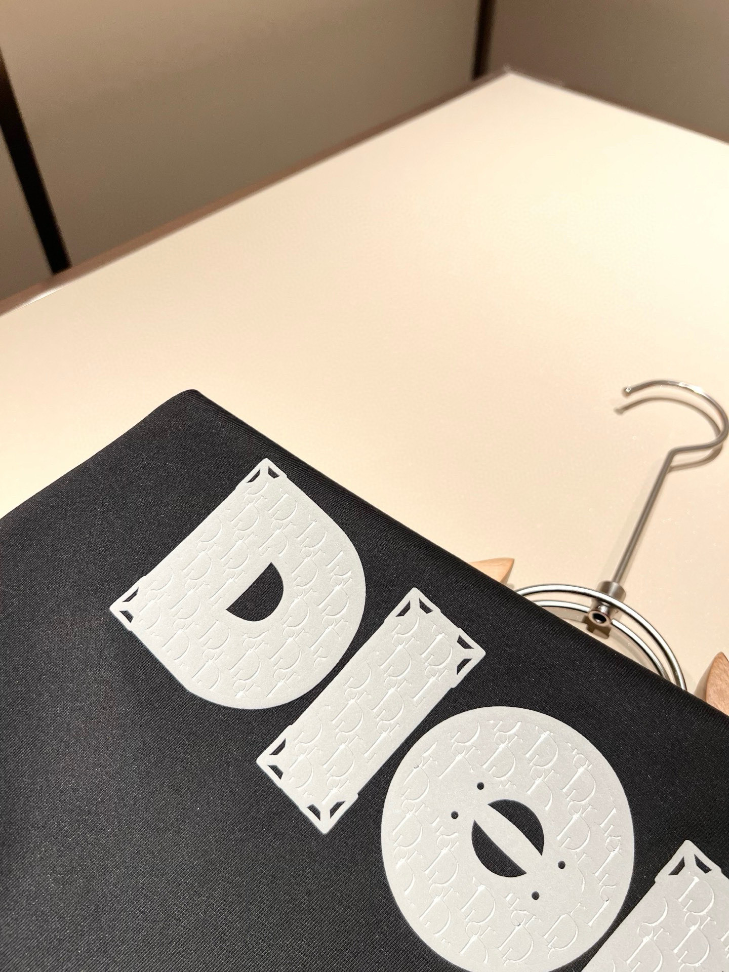 Dio*迪家 2026春夏新款男女同款👫短袖T恤，专柜同步发售！定制专属260克纯棉面料，定制原版工艺螺