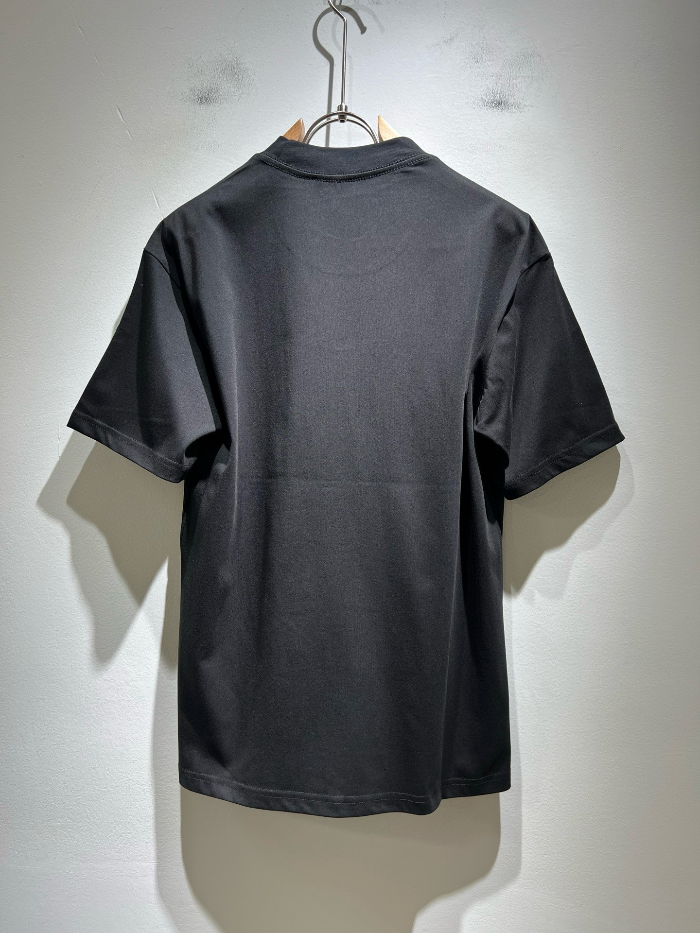 Dio*迪家 2026春夏新款男女同款👫短袖T恤，专柜同步发售！定制专属260克纯棉面料，定制原版工艺螺