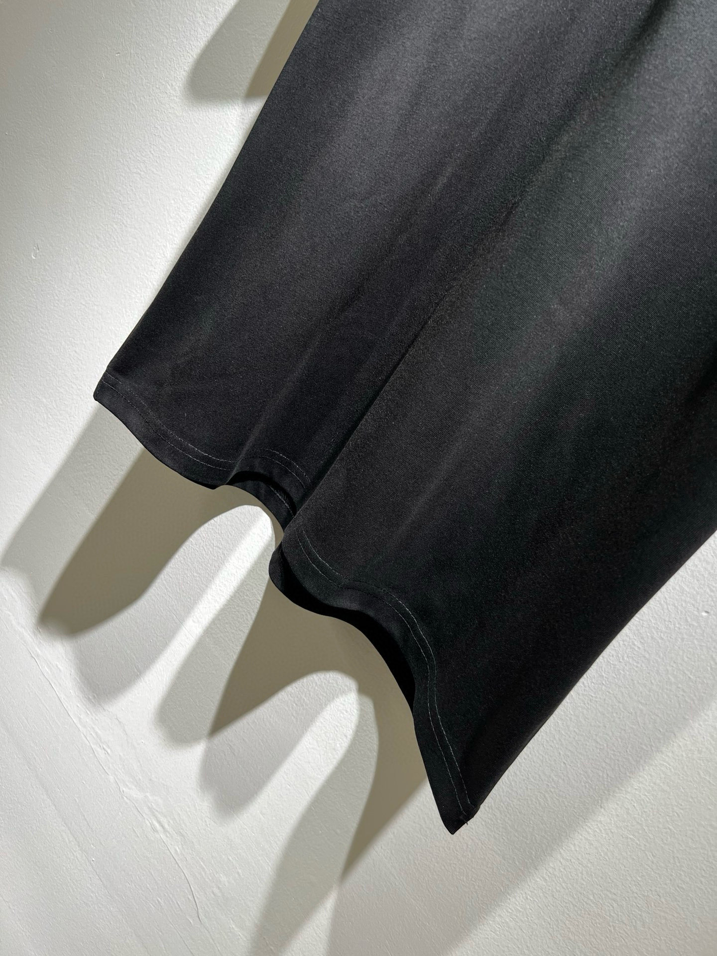 Dio*迪家 2026春夏新款男女同款👫短袖T恤，专柜同步发售！定制专属260克纯棉面料，定制原版工艺螺