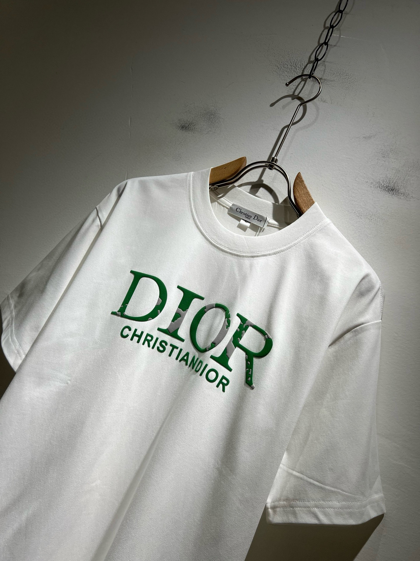 Dio*迪家 2026春夏新款男女同款👫短袖T恤，专柜同步发售！定制专属260克纯棉面料，定制原版工艺螺