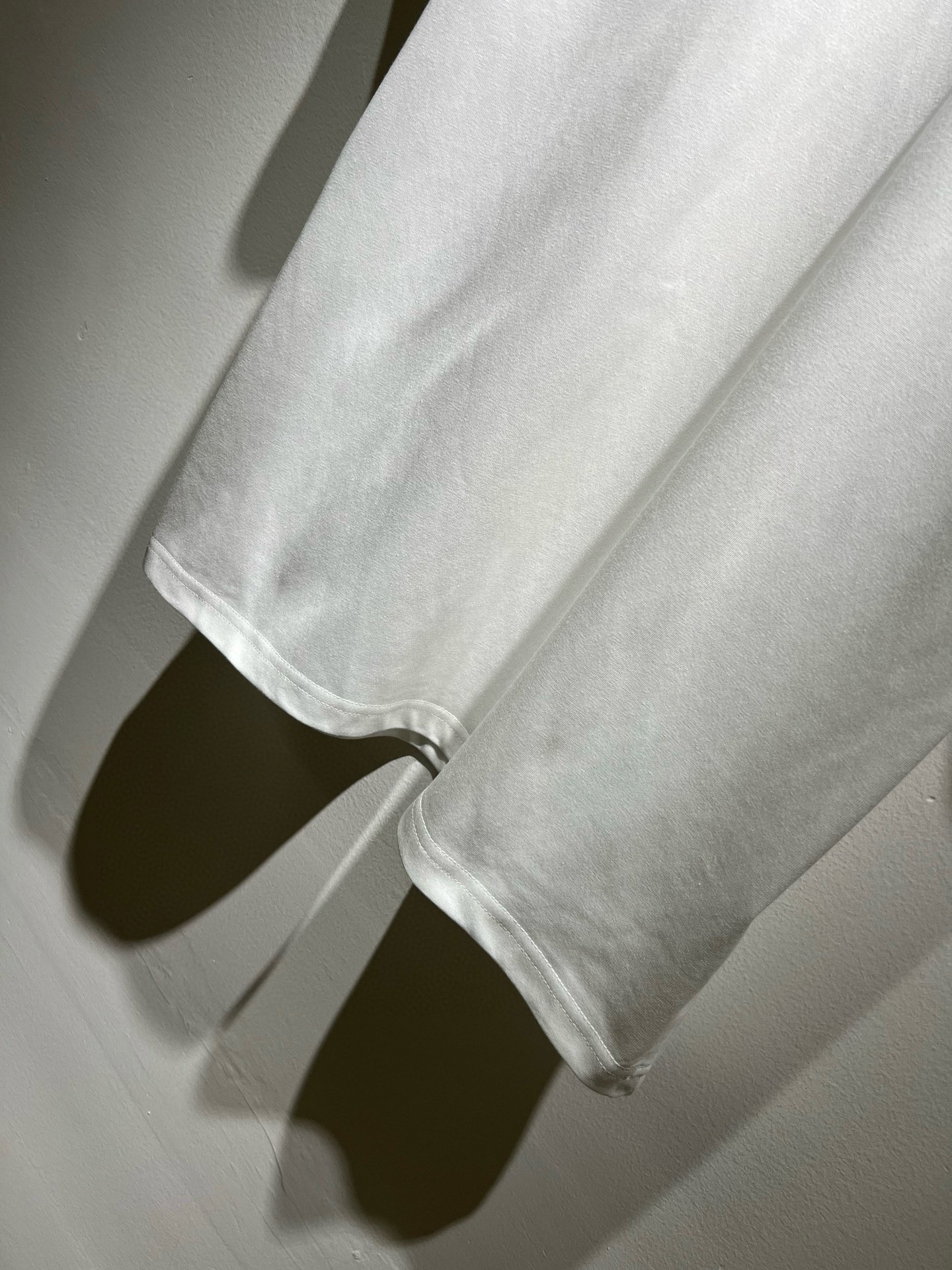 Dio*迪家 2026春夏新款男女同款👫短袖T恤，专柜同步发售！定制专属260克纯棉面料，定制原版工艺螺