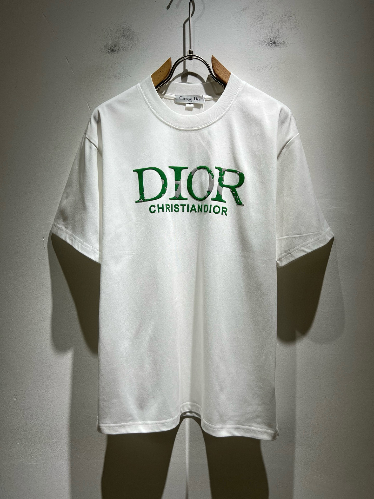 Dio*迪家 2026春夏新款男女同款👫短袖T恤，专柜同步发售！定制专属260克纯棉面料，定制原版工艺螺