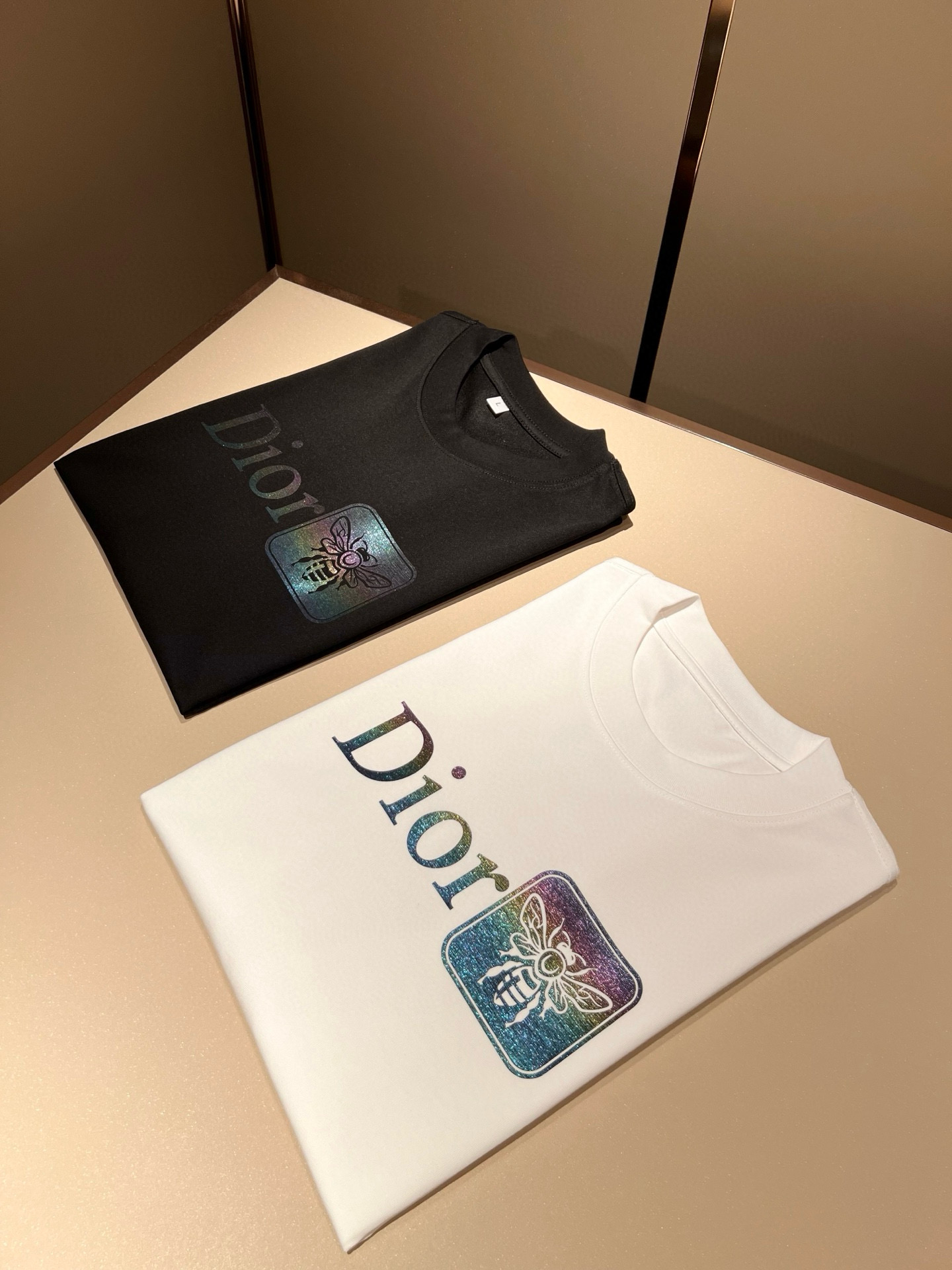 Dio*迪家 2026春夏新款男女同款👫短袖T恤，专柜同步发售！定制专属260克纯棉面料，定制原版工艺螺