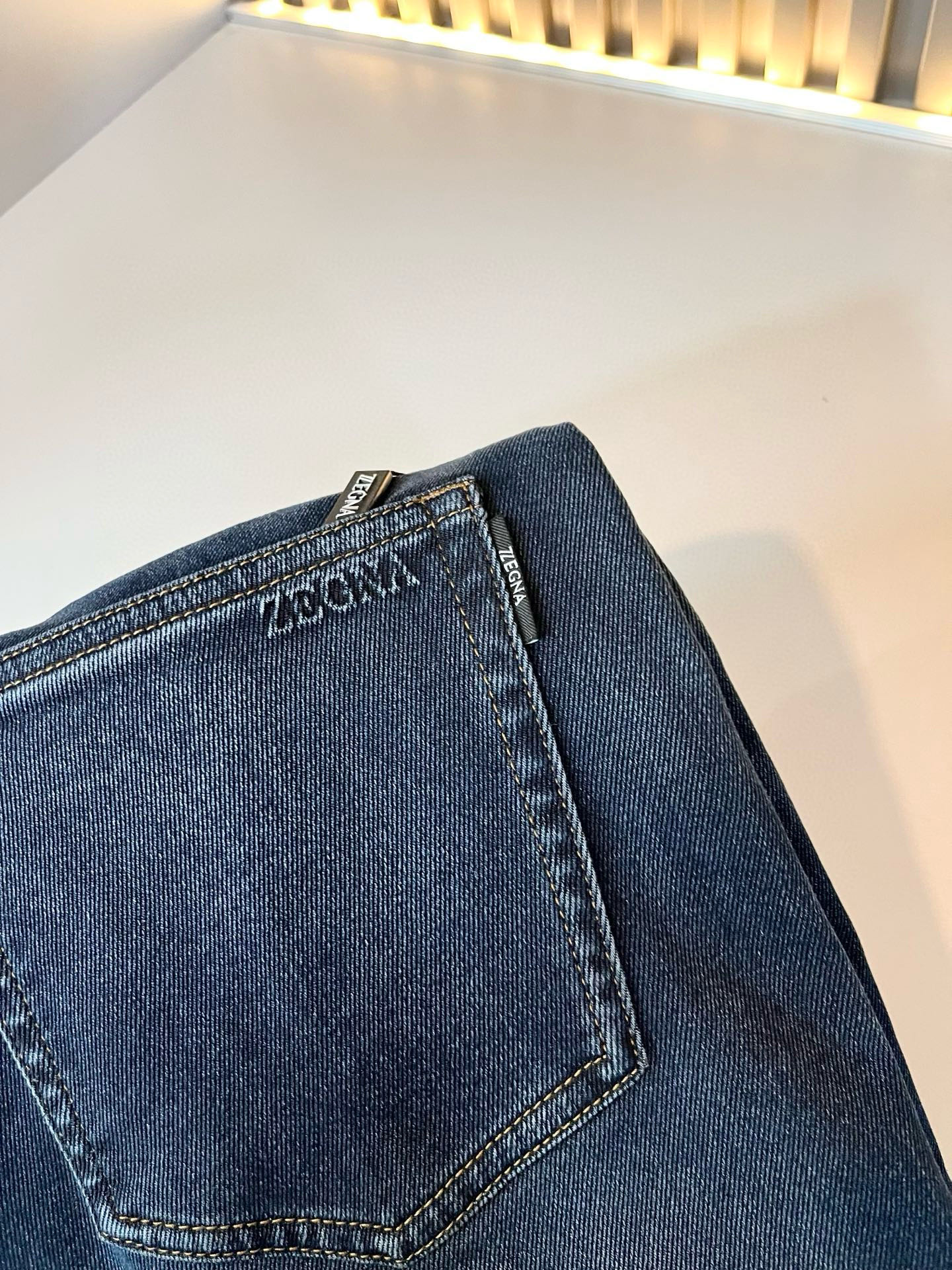 Zegna 杰尼亚 2026春夏新款男士休闲牛仔裤，压轴的渠道货出现了！！柜台同步销售！ 毫不夸张的说，