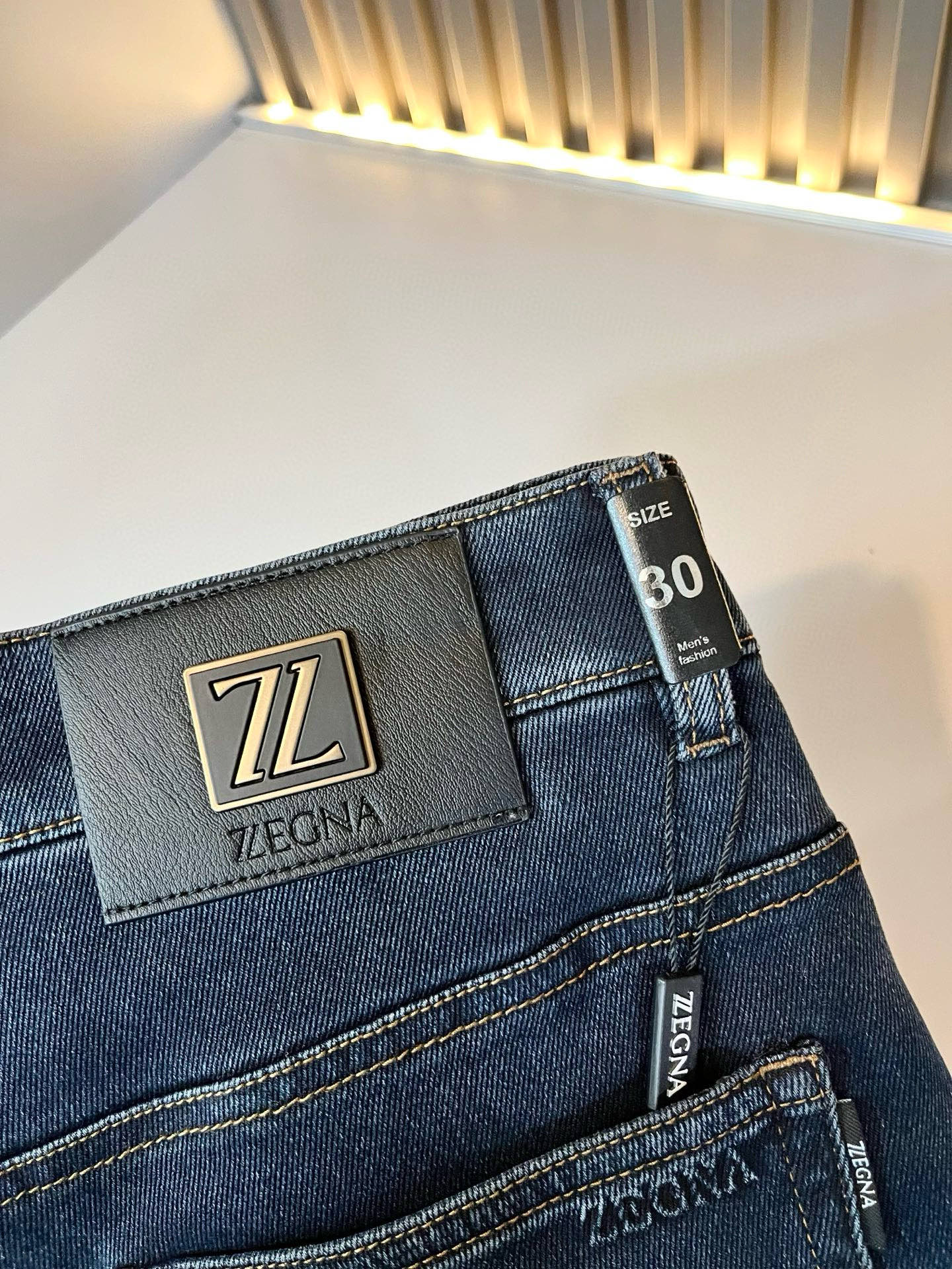 Zegna 杰尼亚 2026春夏新款男士休闲牛仔裤，压轴的渠道货出现了！！柜台同步销售！ 毫不夸张的说，