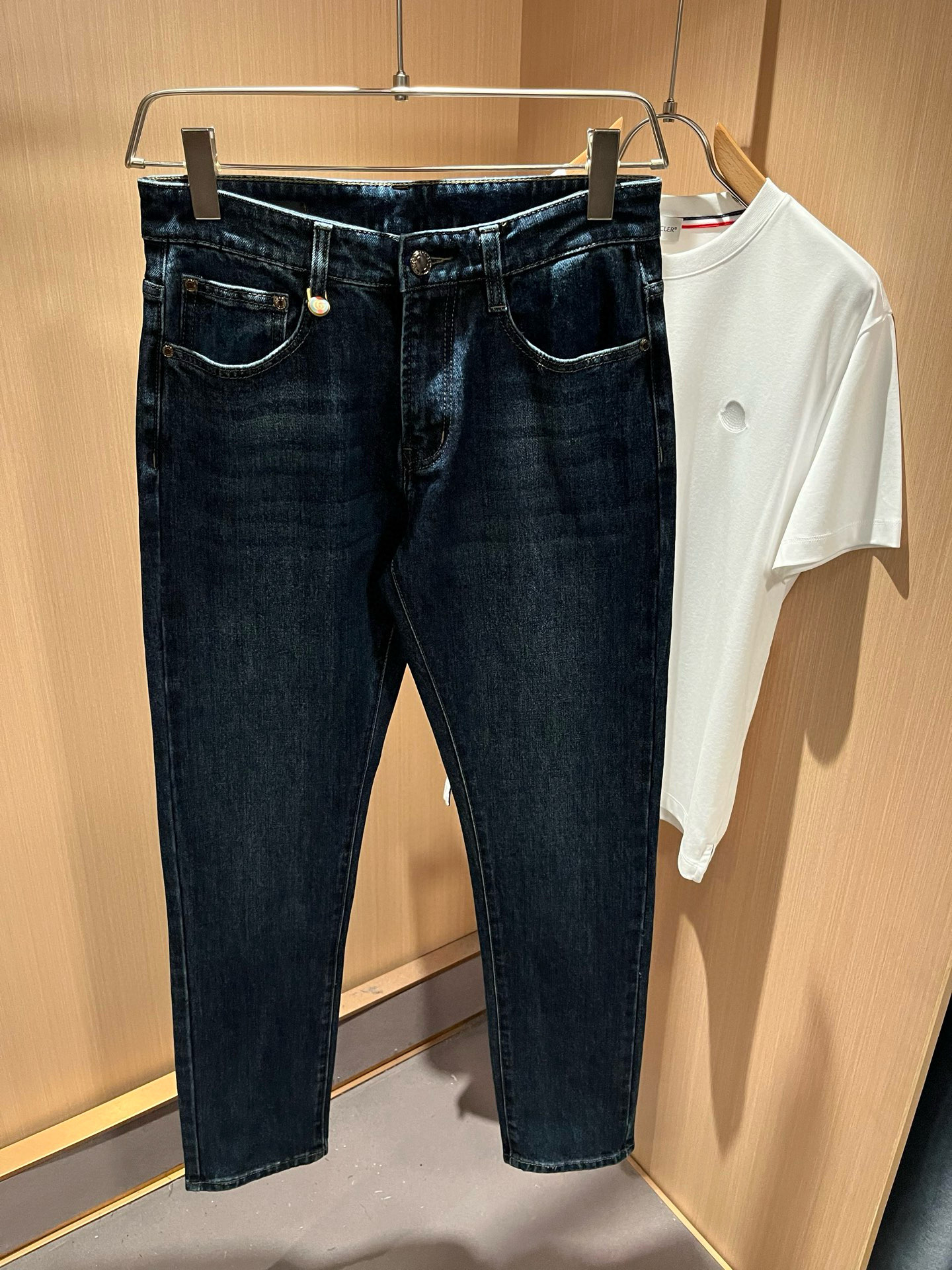 Guc*古奇 2026春夏新品男士高端休闲百搭四季通勤修身剪裁牛仔裤！对于粉丝来说，这样大气的经典设计足