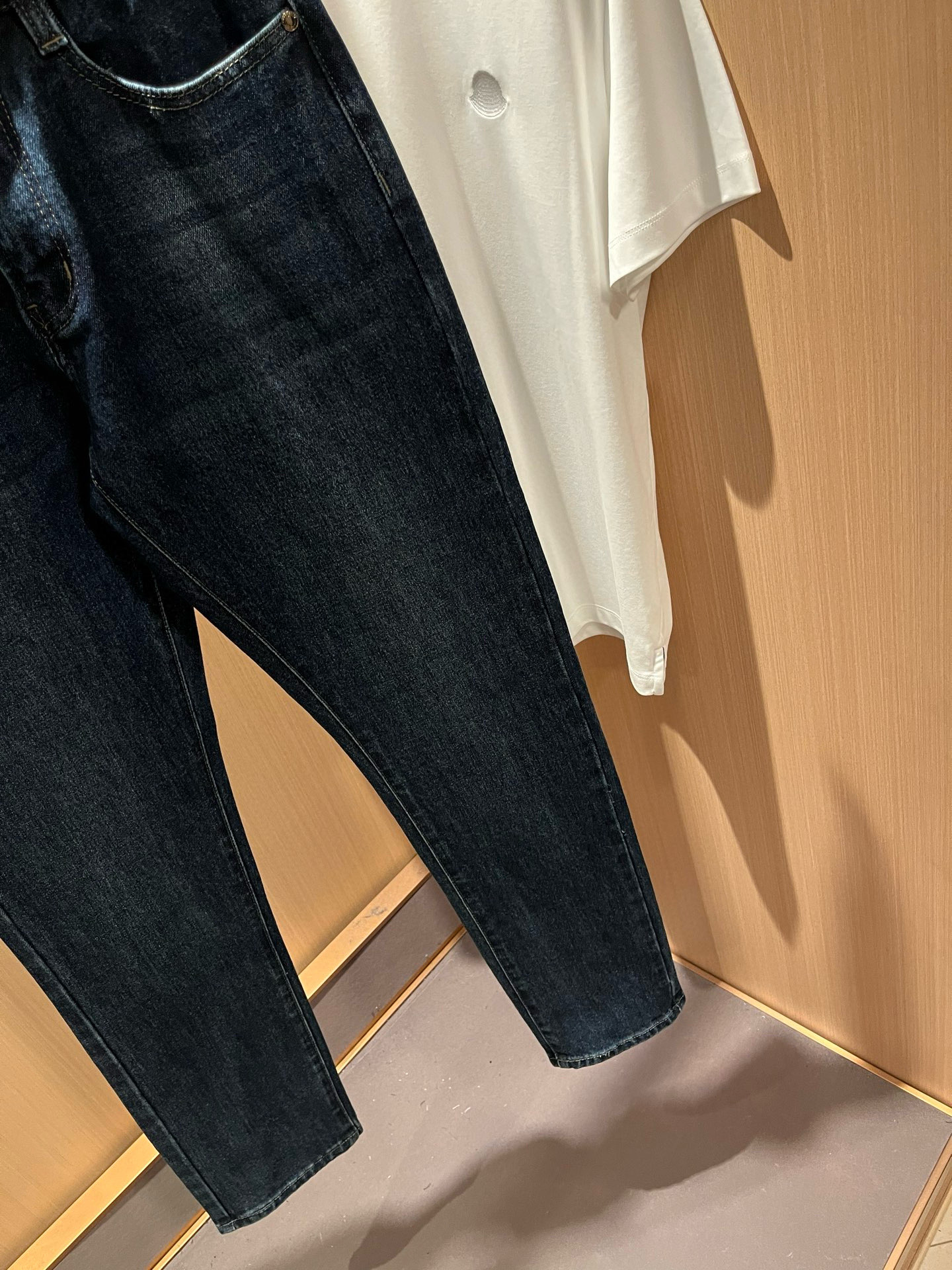 Guc*古奇 2026春夏新品男士高端休闲百搭四季通勤修身剪裁牛仔裤！对于粉丝来说，这样大气的经典设计足