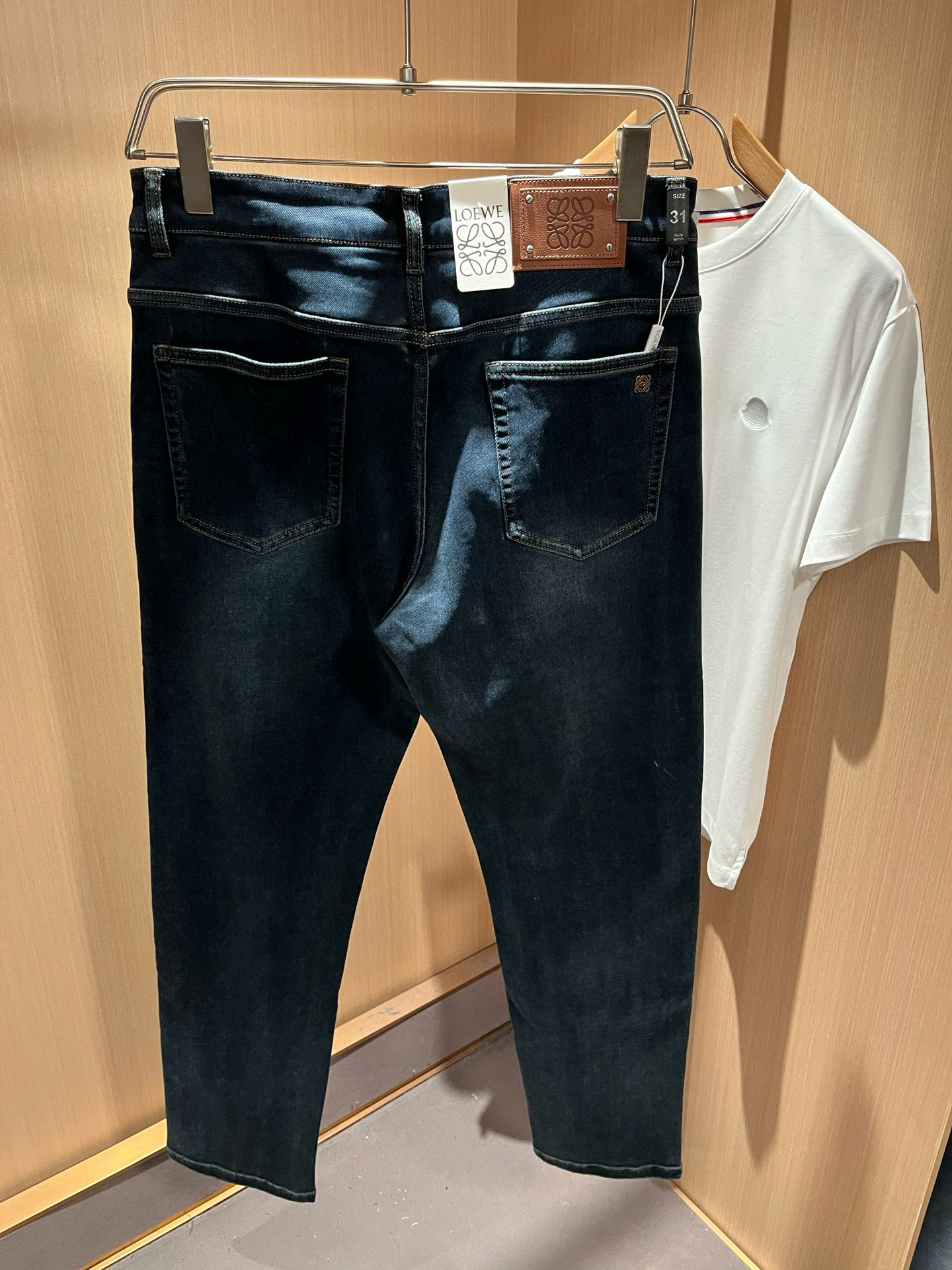 LO*WE/罗*威秋冬新品男士时装款高端休闲裤，香港洋行渠道货，日本原厂出品，纯血统品质，完美延续了LO