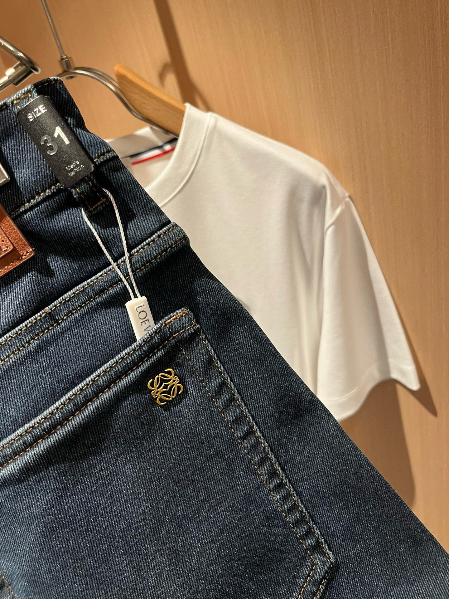 LO*WE/罗*威秋冬新品男士时装款高端休闲裤，香港洋行渠道货，日本原厂出品，纯血统品质，完美延续了LO