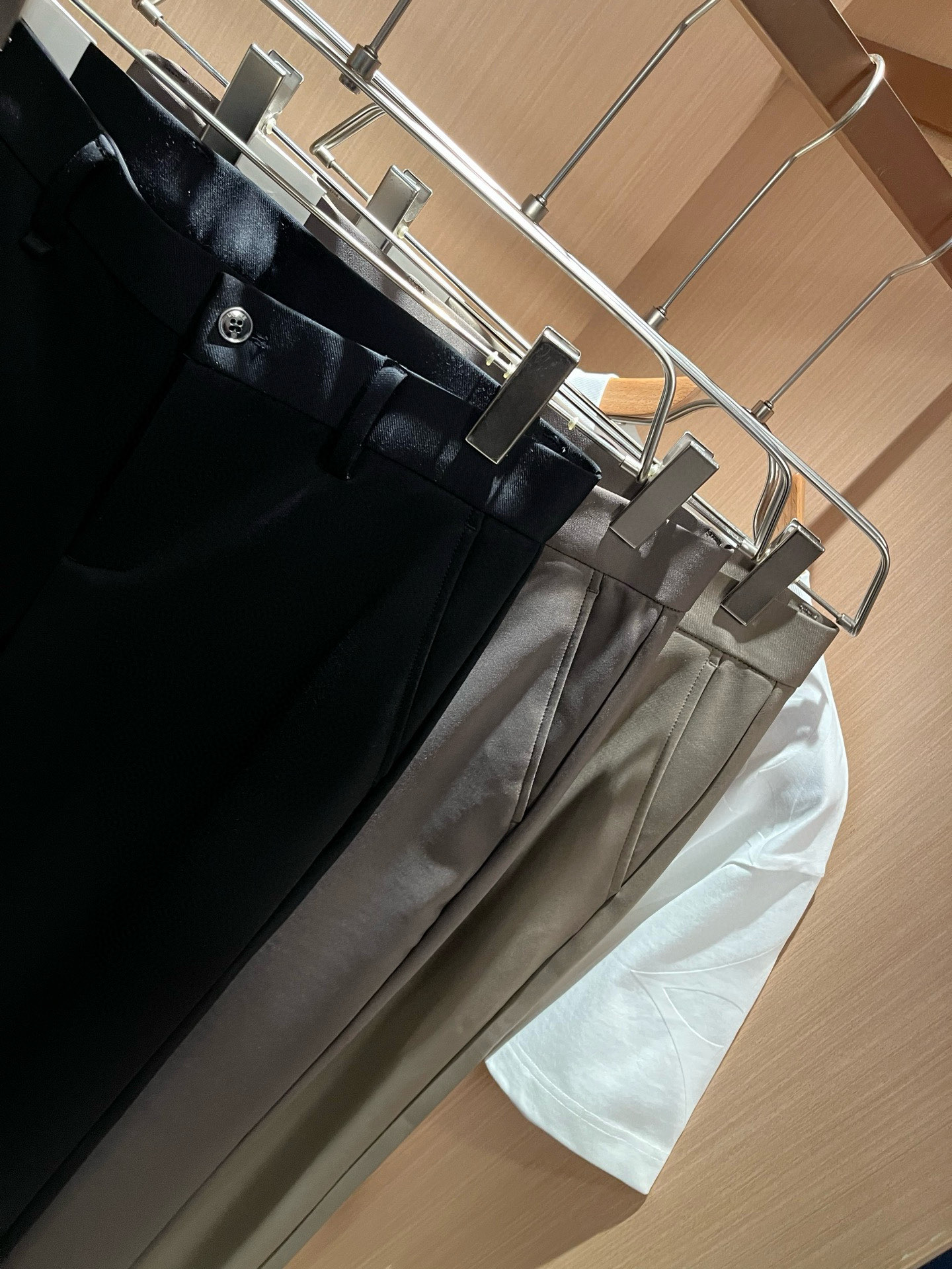 LO*WE/罗*威2026春夏新品男士时装款高端休闲西裤裤，香港洋行渠道货，日本原厂出品，纯血统品质，完