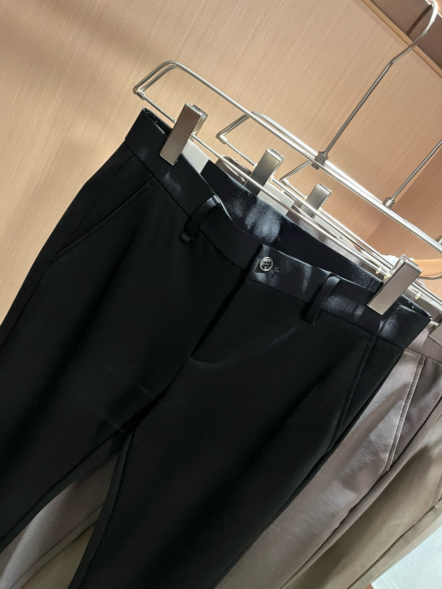 LO*WE/罗*威2026春夏新品男士时装款高端休闲西裤裤，香港洋行渠道货，日本原厂出品，纯血统品质，完