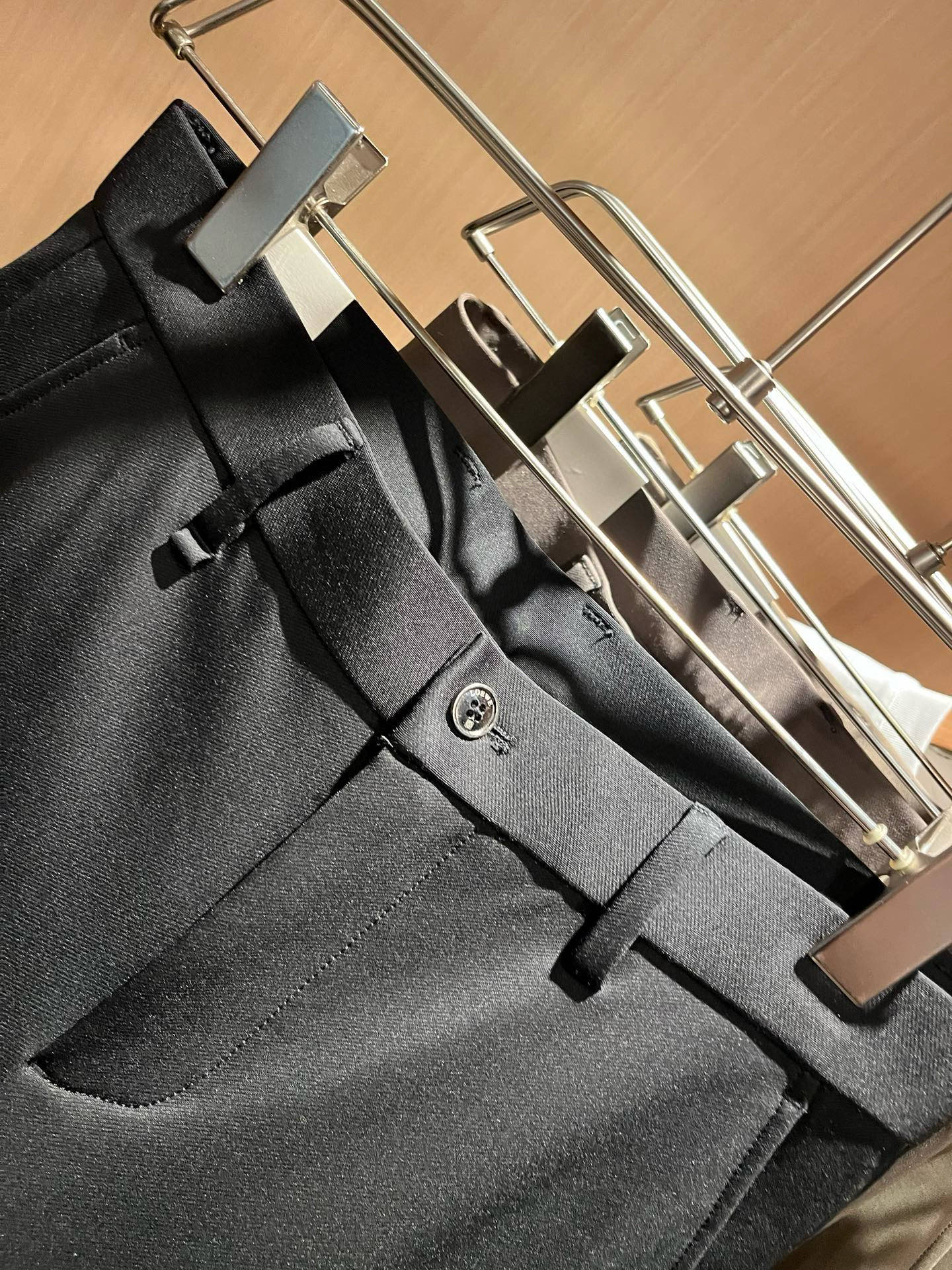 LO*WE/罗*威2026春夏新品男士时装款高端休闲西裤裤，香港洋行渠道货，日本原厂出品，纯血统品质，完