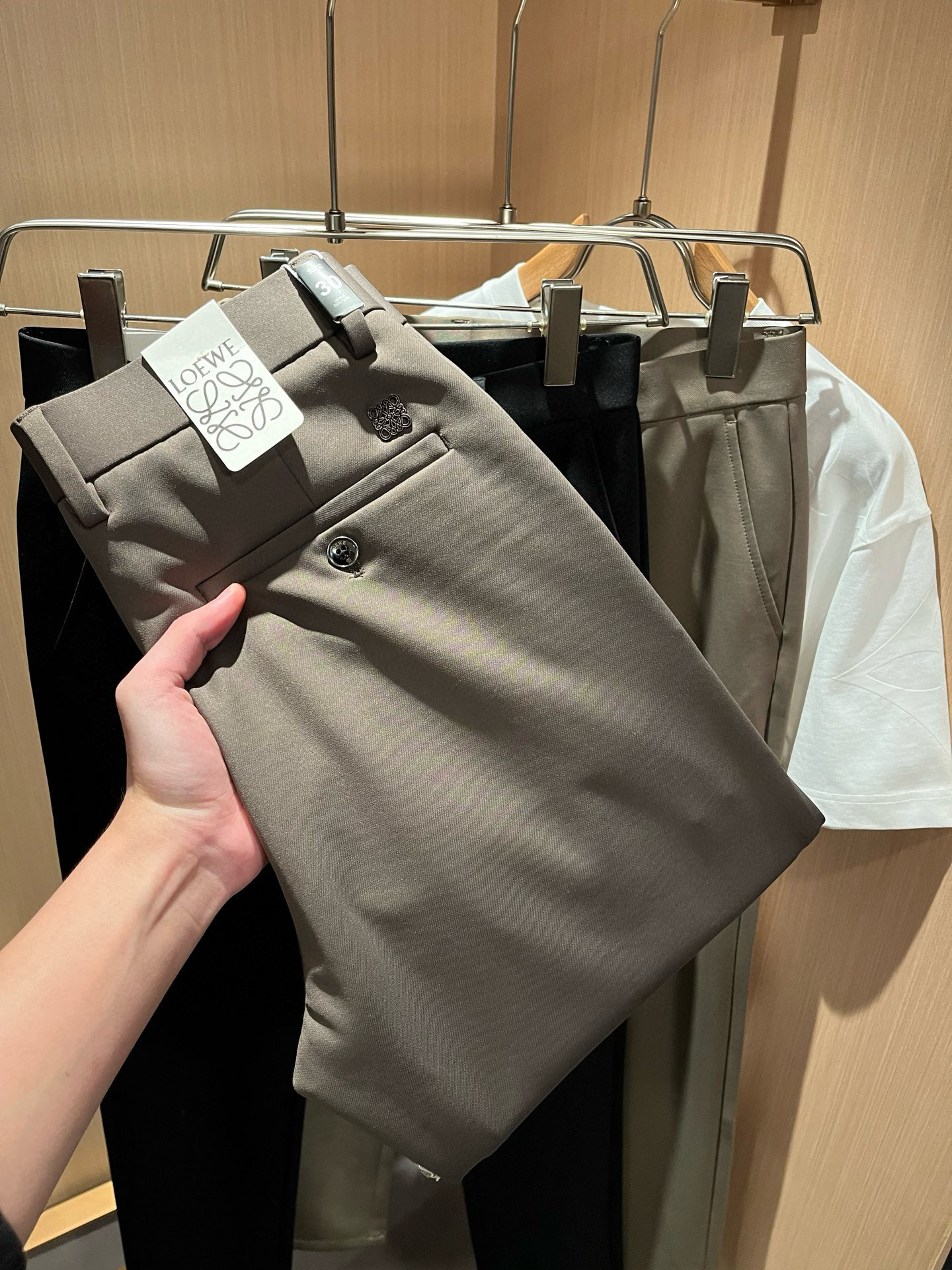 LO*WE/罗*威2026春夏新品男士时装款高端休闲西裤裤，香港洋行渠道货，日本原厂出品，纯血统品质，完