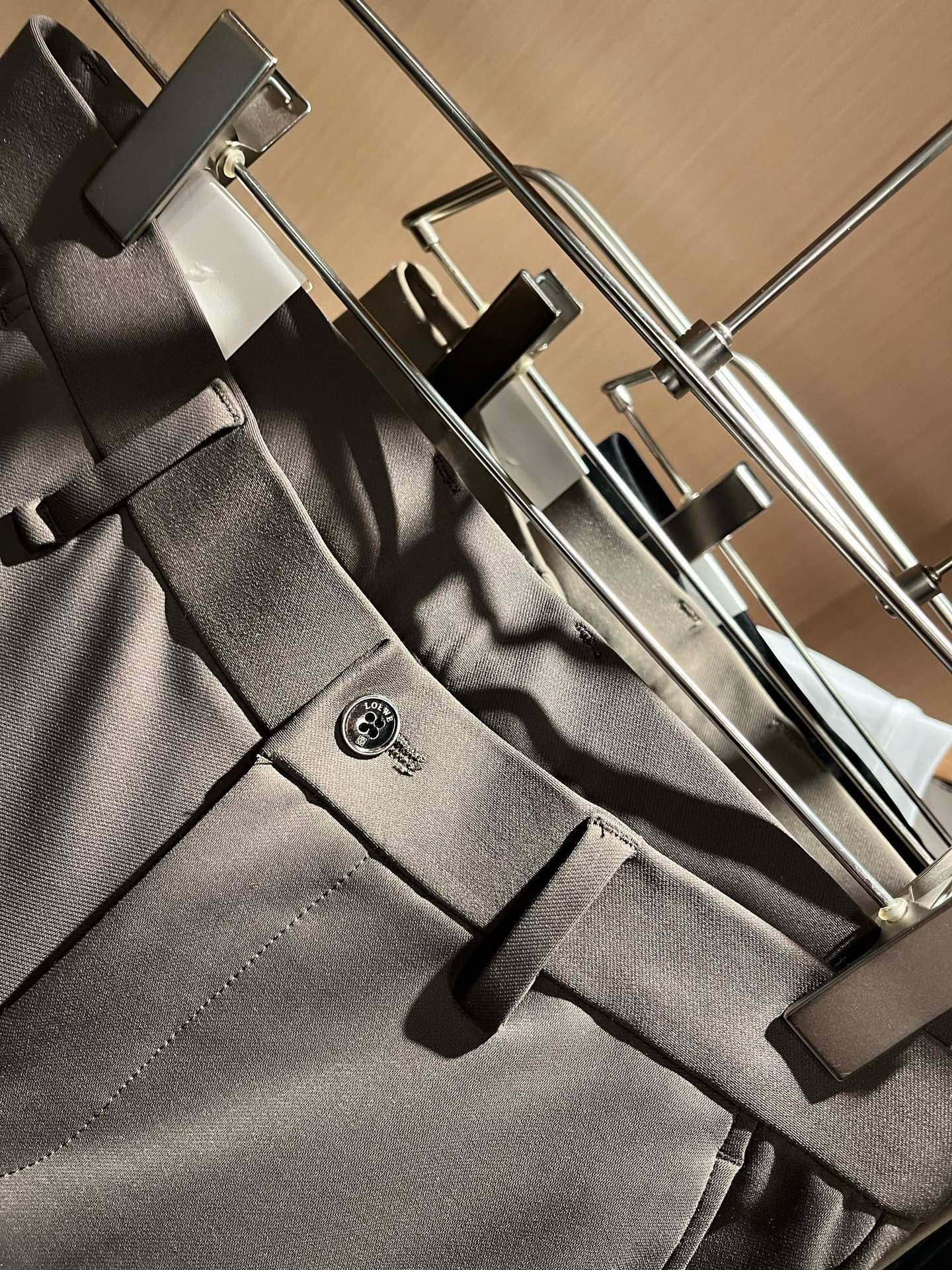 LO*WE/罗*威2026春夏新品男士时装款高端休闲西裤裤，香港洋行渠道货，日本原厂出品，纯血统品质，完