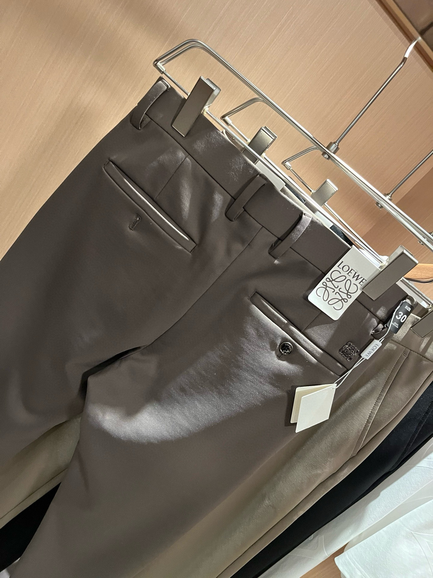 LO*WE/罗*威2026春夏新品男士时装款高端休闲西裤裤，香港洋行渠道货，日本原厂出品，纯血统品质，完