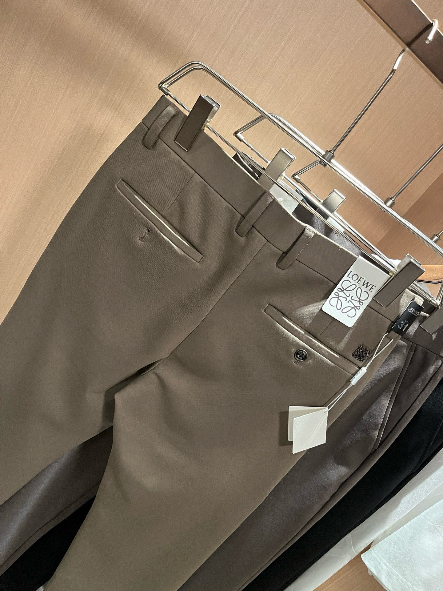 LO*WE/罗*威2026春夏新品男士时装款高端休闲西裤裤，香港洋行渠道货，日本原厂出品，纯血统品质，完