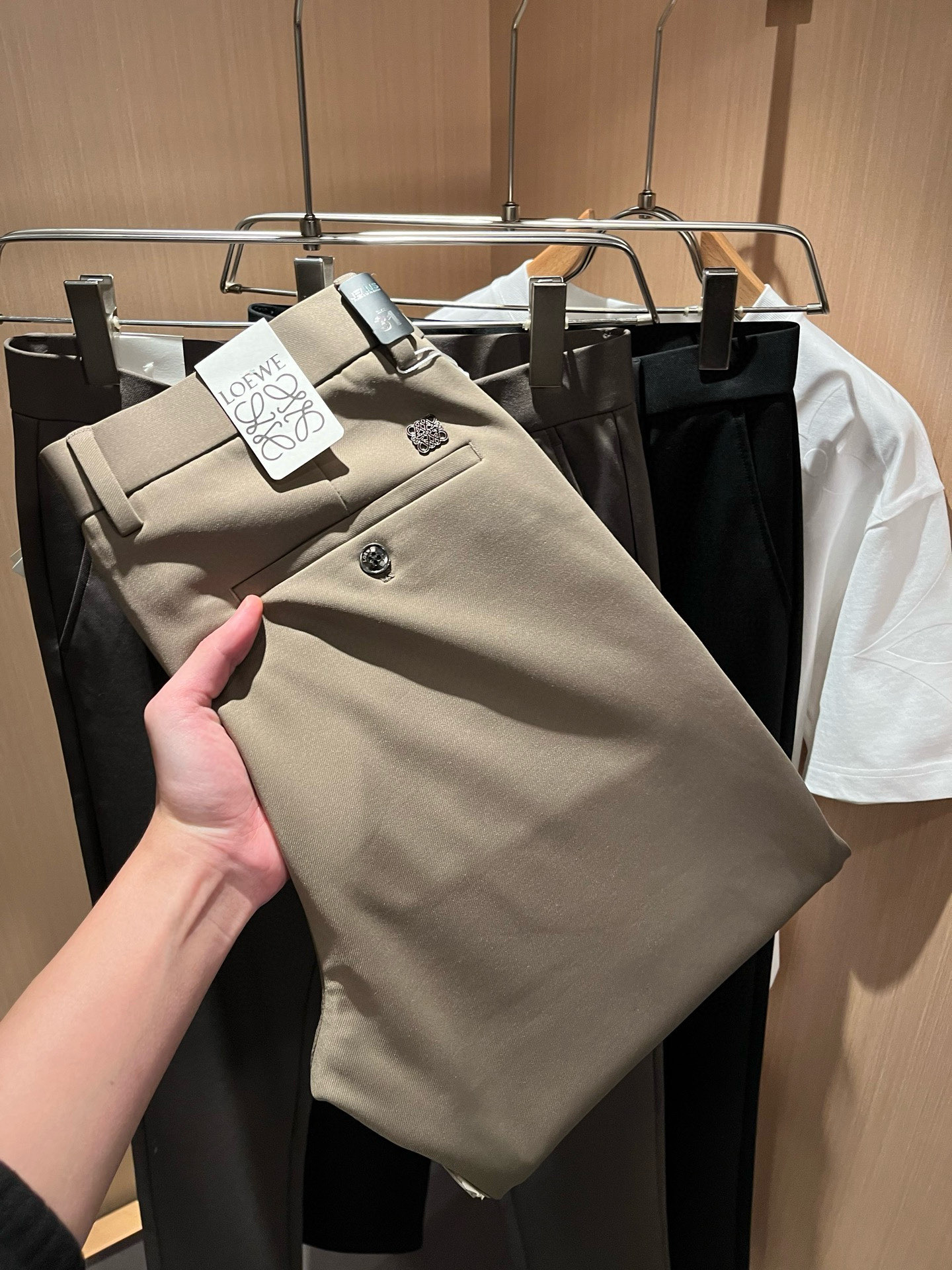 LO*WE/罗*威2026春夏新品男士时装款高端休闲西裤裤，香港洋行渠道货，日本原厂出品，纯血统品质，完