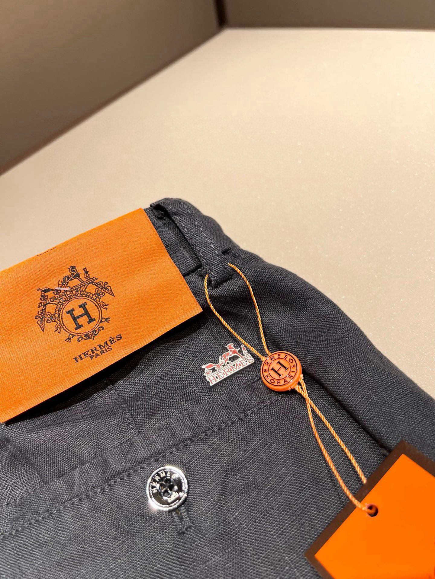 HERM*S 爱*仕 2026春夏男士高端纯亚麻休闲裤 海外贸易公司渠道订单 ！男士休闲修身直筒休闲裤！