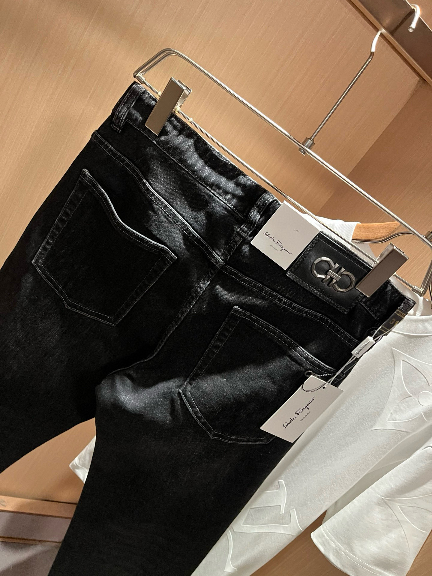 Ferraga*mo菲拉*慕2026春夏新款男款休闲小直筒牛仔裤 原单品质，原单品质高端时尚休闲水洗牛仔