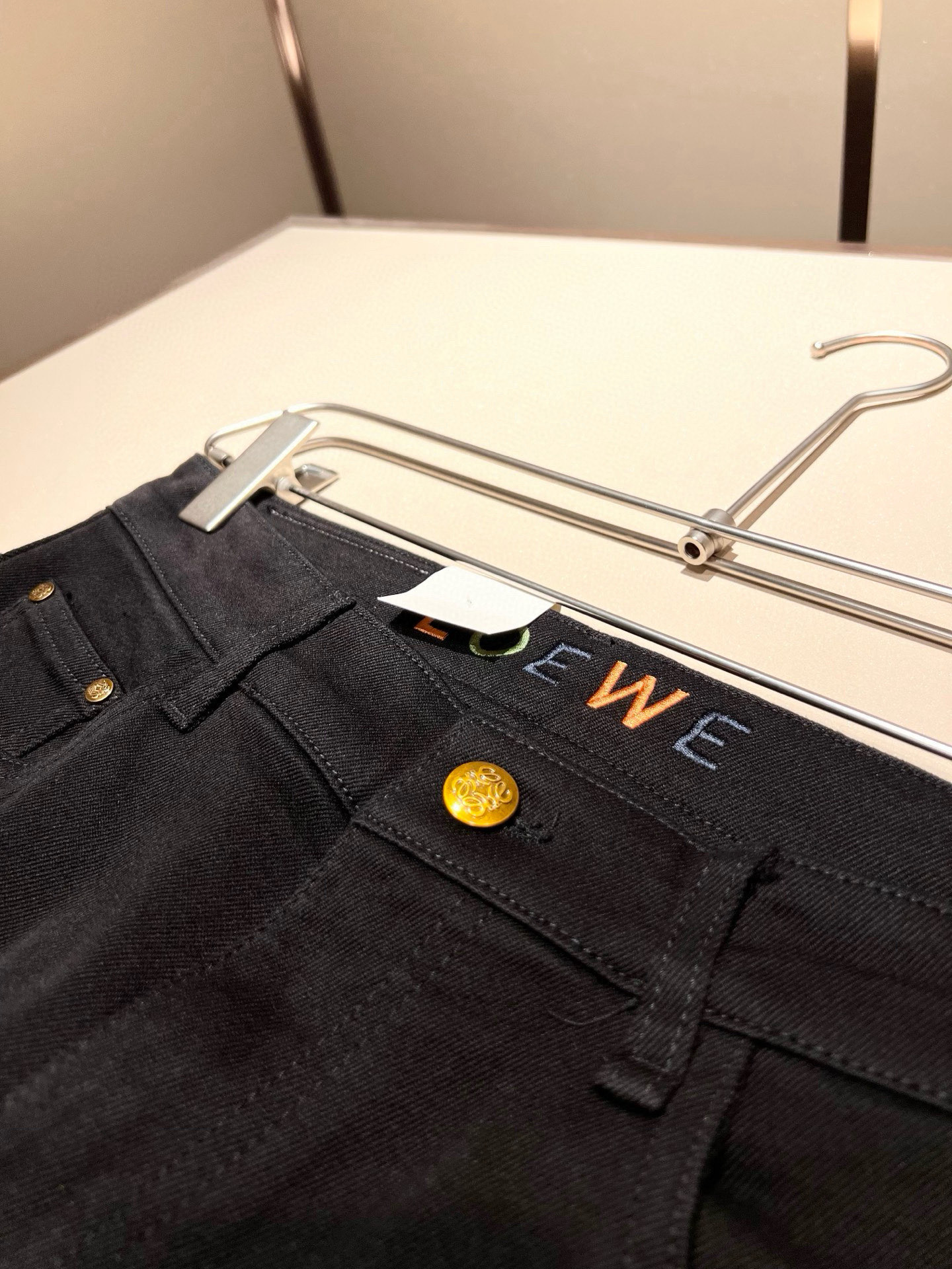 LO*WE/罗*威2026春夏新品男士时装款高端休闲裤，香港洋行渠道货，日本原厂出品，纯血统品质，完美延