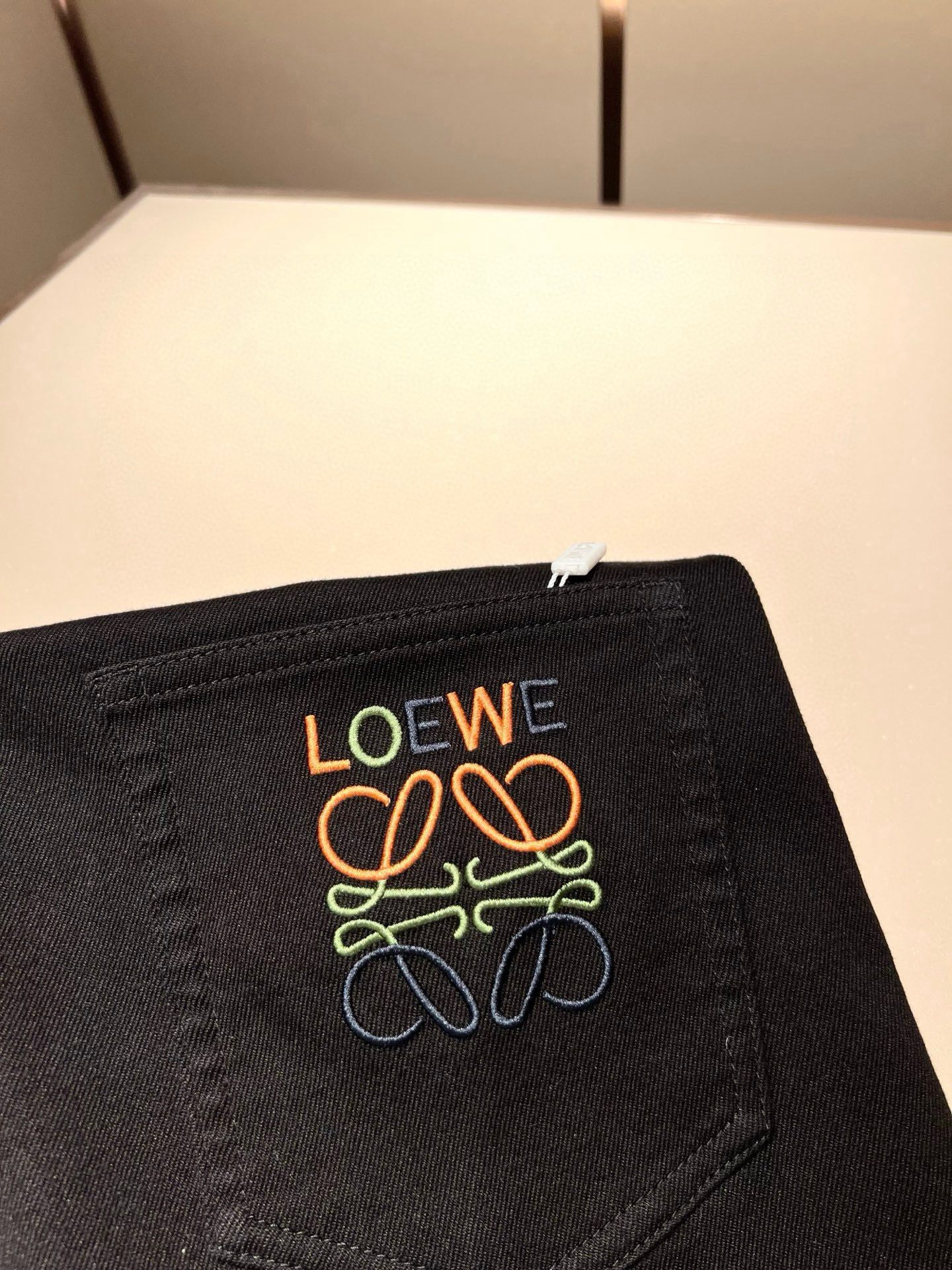 LO*WE/罗*威2026春夏新品男士时装款高端休闲裤，香港洋行渠道货，日本原厂出品，纯血统品质，完美延