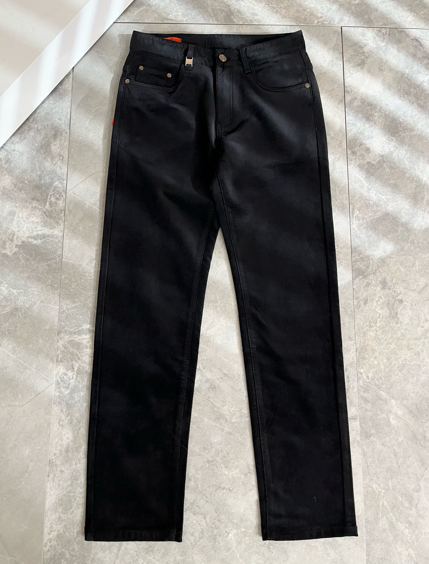 HERM*S 爱*仕 2026秋冬男士高端灯芯绒休闲裤 海外贸易公司渠道订单 ！男士休闲修身直筒休闲裤！