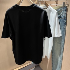 FEN*I 芬*迪2026春夏新款FD家族FF男女同款👫短袖T恤,男女同款👫百搭极简短袖。意大利原厂订单 FEN*I 芬*迪2026春夏新款FD家族FF男女同款👫短袖T恤,男女同款👫百搭极简短袖。意大利原厂订单