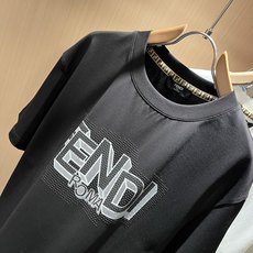 FEN*I 芬*迪2026春夏新款FD家族FF男女同款👫短袖T恤,男女同款👫百搭极简短袖。意大利原厂订单 FEN*I 芬*迪2026春夏新款FD家族FF男女同款👫短袖T恤,男女同款👫百搭极简短袖。意大利原厂订单