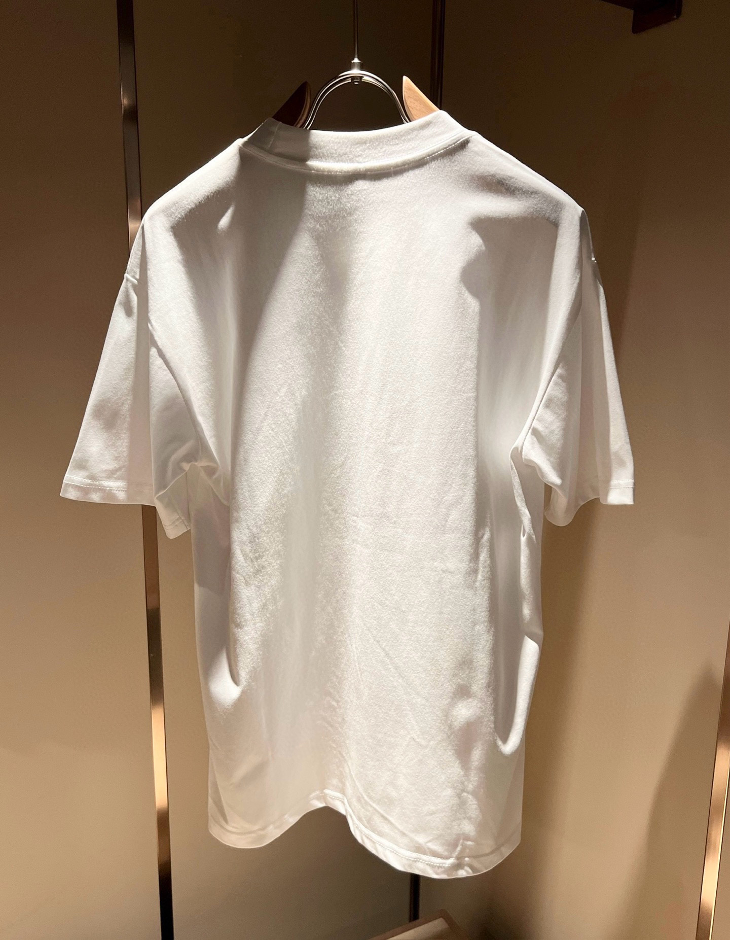 PRAD*A普*达2026春夏新款男女同款👫短袖T恤，最新款全网独家首上！！~既经典有时尚百搭，谁不爱啊