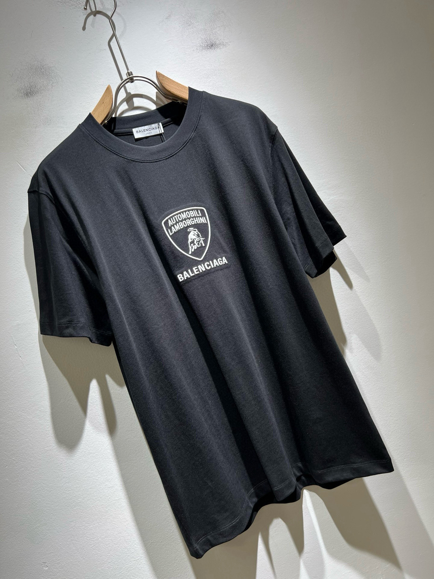 BALENCI*GA巴黎*家 2026春夏新款男女同款👫短袖T恤！走秀图案印花时尚休闲短袖T恤衫！设计l