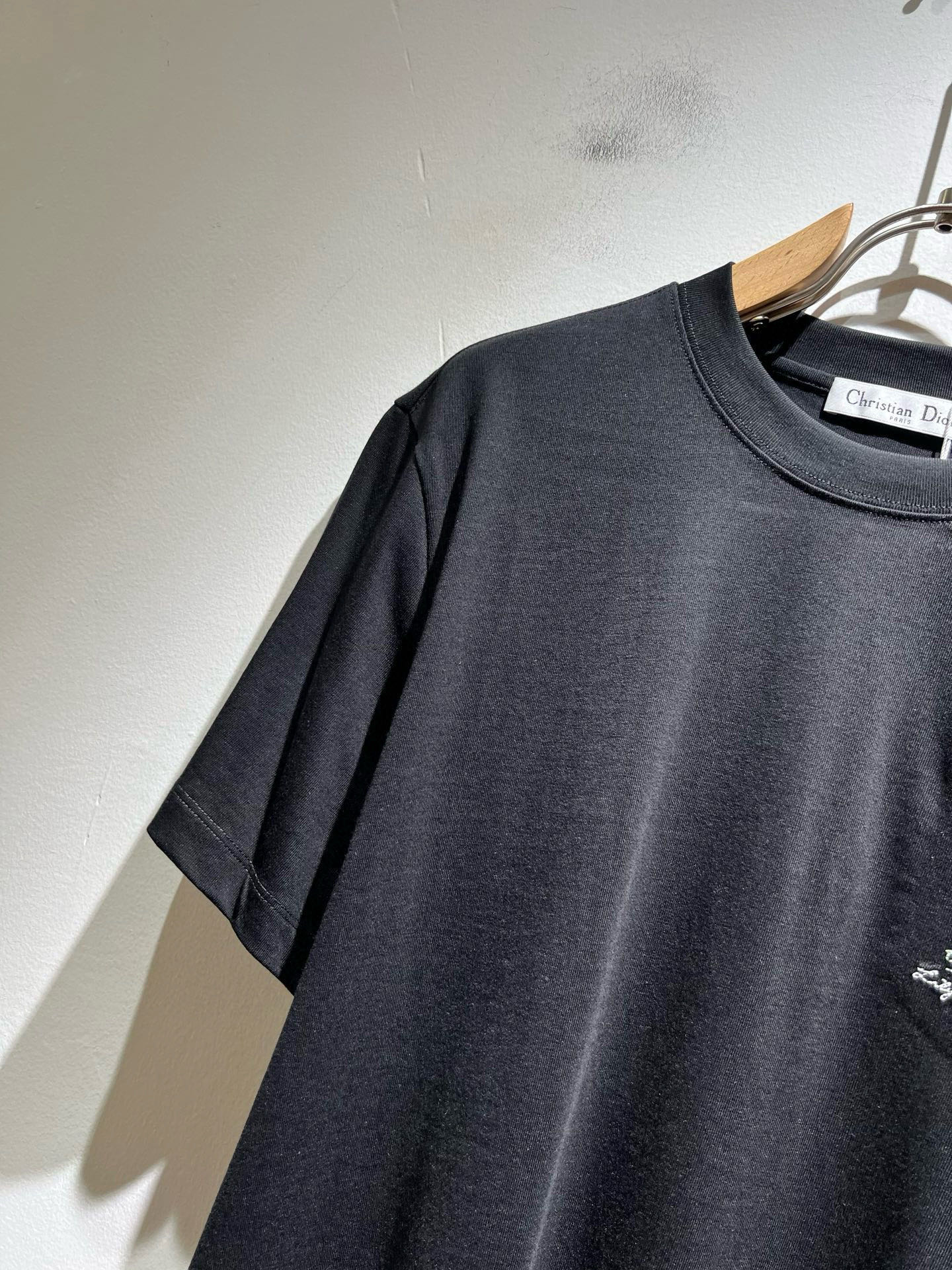 Dio*迪家 2026春夏新款男女同款👫短袖T恤，专柜同步发售！定制专属260克纯棉面料，定制原版工艺螺