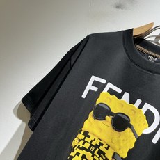 FEN*I 芬*迪2026春夏新款FD家族FF男女同款👫短袖T恤,男女同款👫百搭极简短袖。意大利原厂订单 FEN*I 芬*迪2026春夏新款FD家族FF男女同款👫短袖T恤,男女同款👫百搭极简短袖。意大利原厂订单