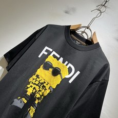 FEN*I 芬*迪2026春夏新款FD家族FF男女同款👫短袖T恤,男女同款👫百搭极简短袖。意大利原厂订单 FEN*I 芬*迪2026春夏新款FD家族FF男女同款👫短袖T恤,男女同款👫百搭极简短袖。意大利原厂订单